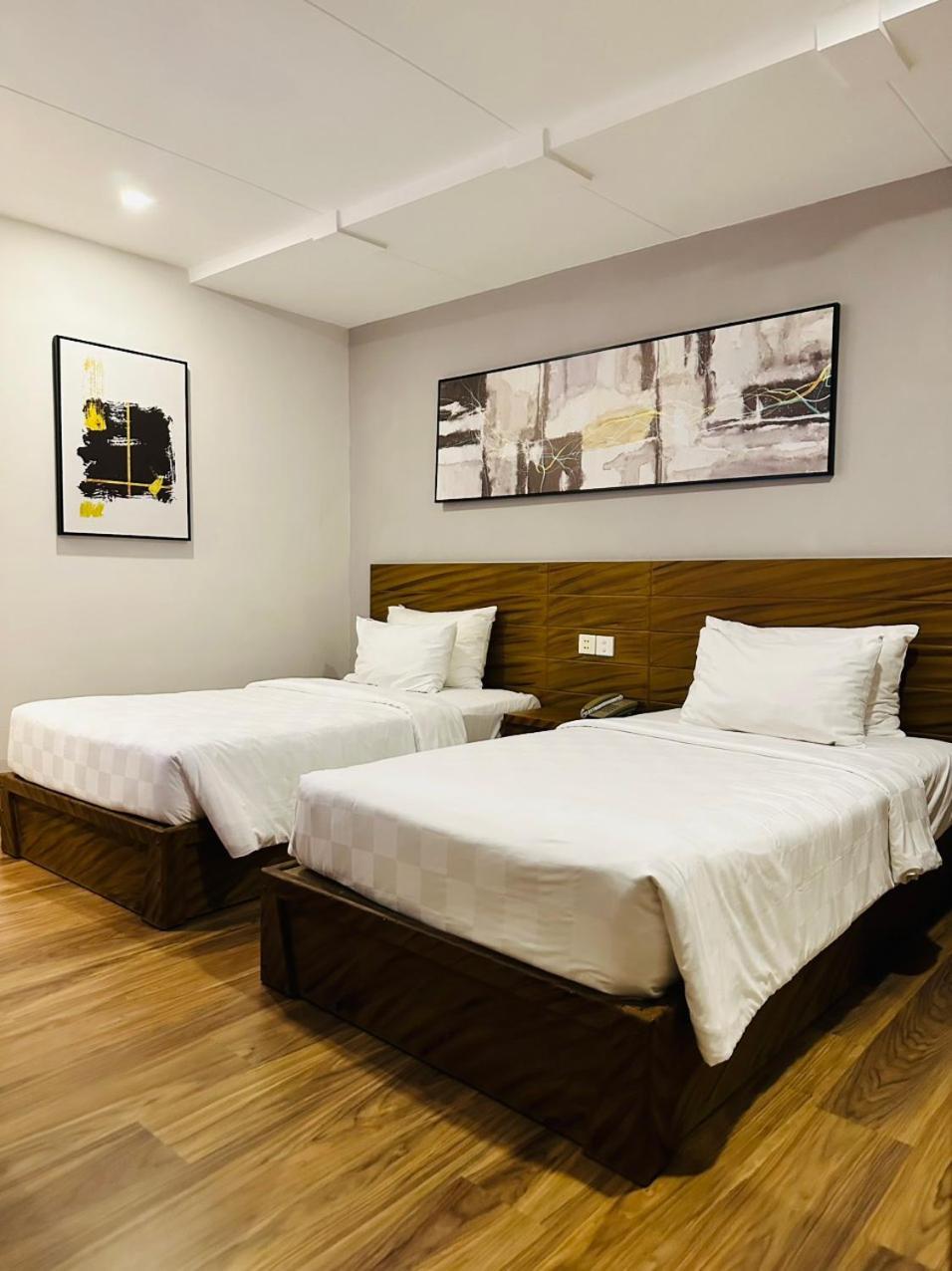 Park Saigon 3*