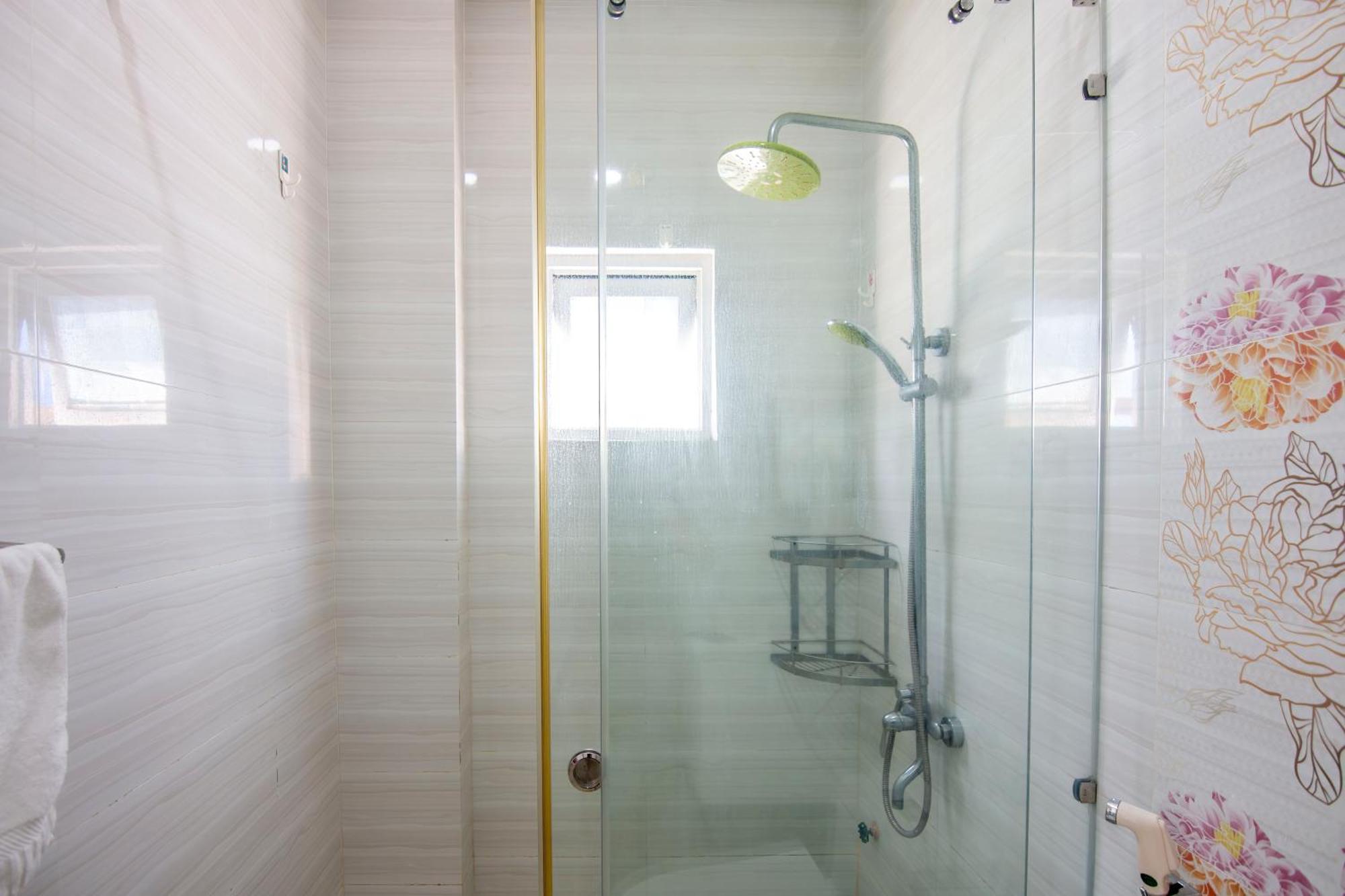 Khách sạn hẻo lánh Lumina