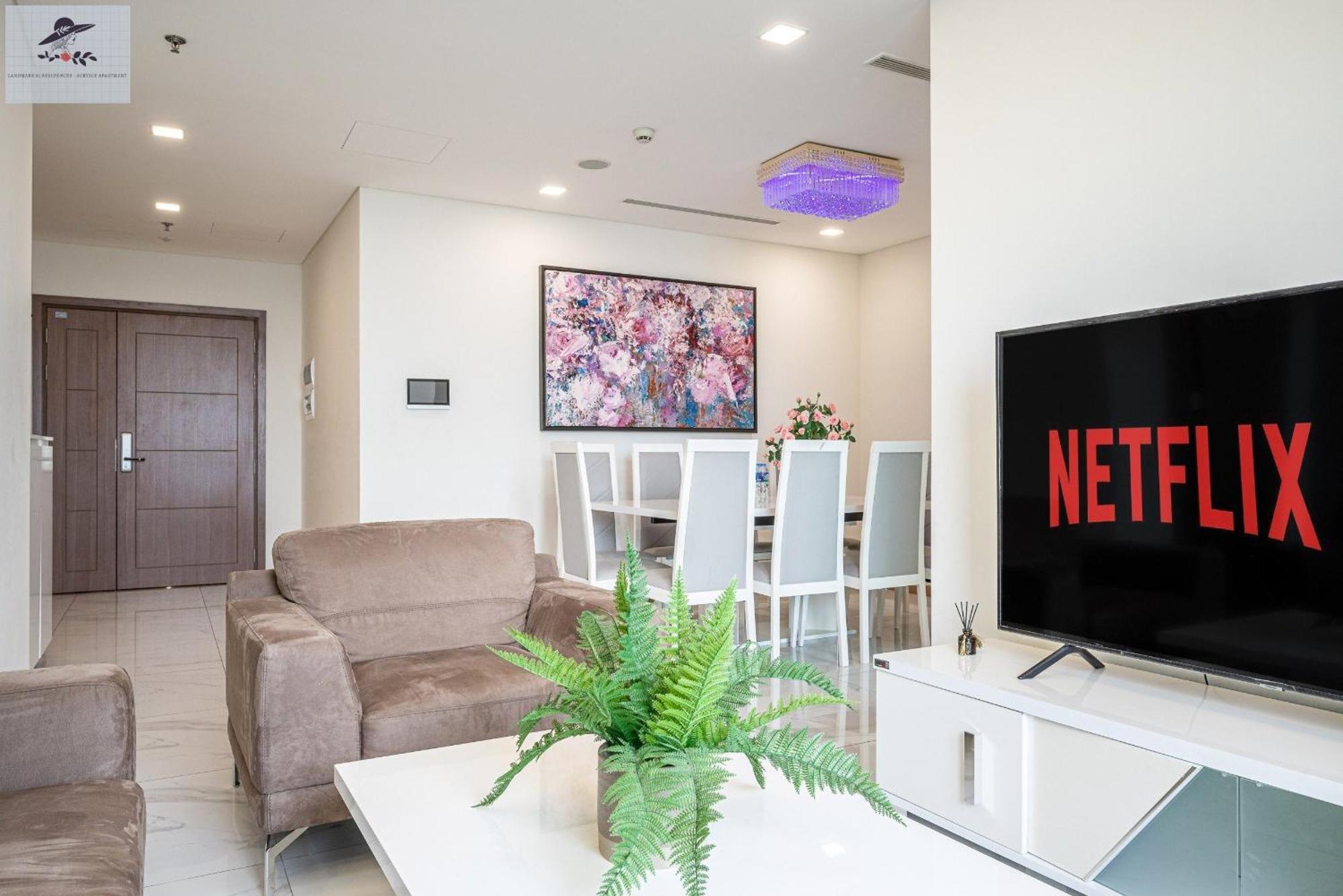 Pangsapuri Landmark 81 Residences - Service Apartment