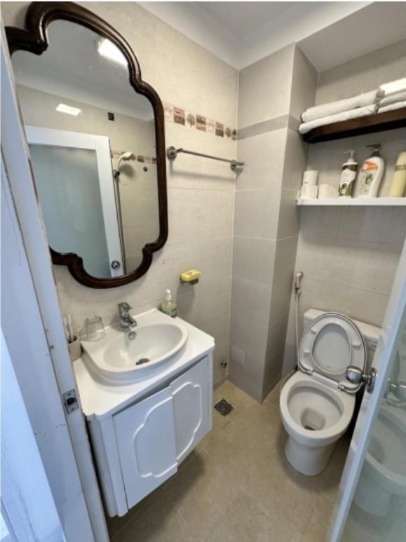 Phuong Golden Aparthotel