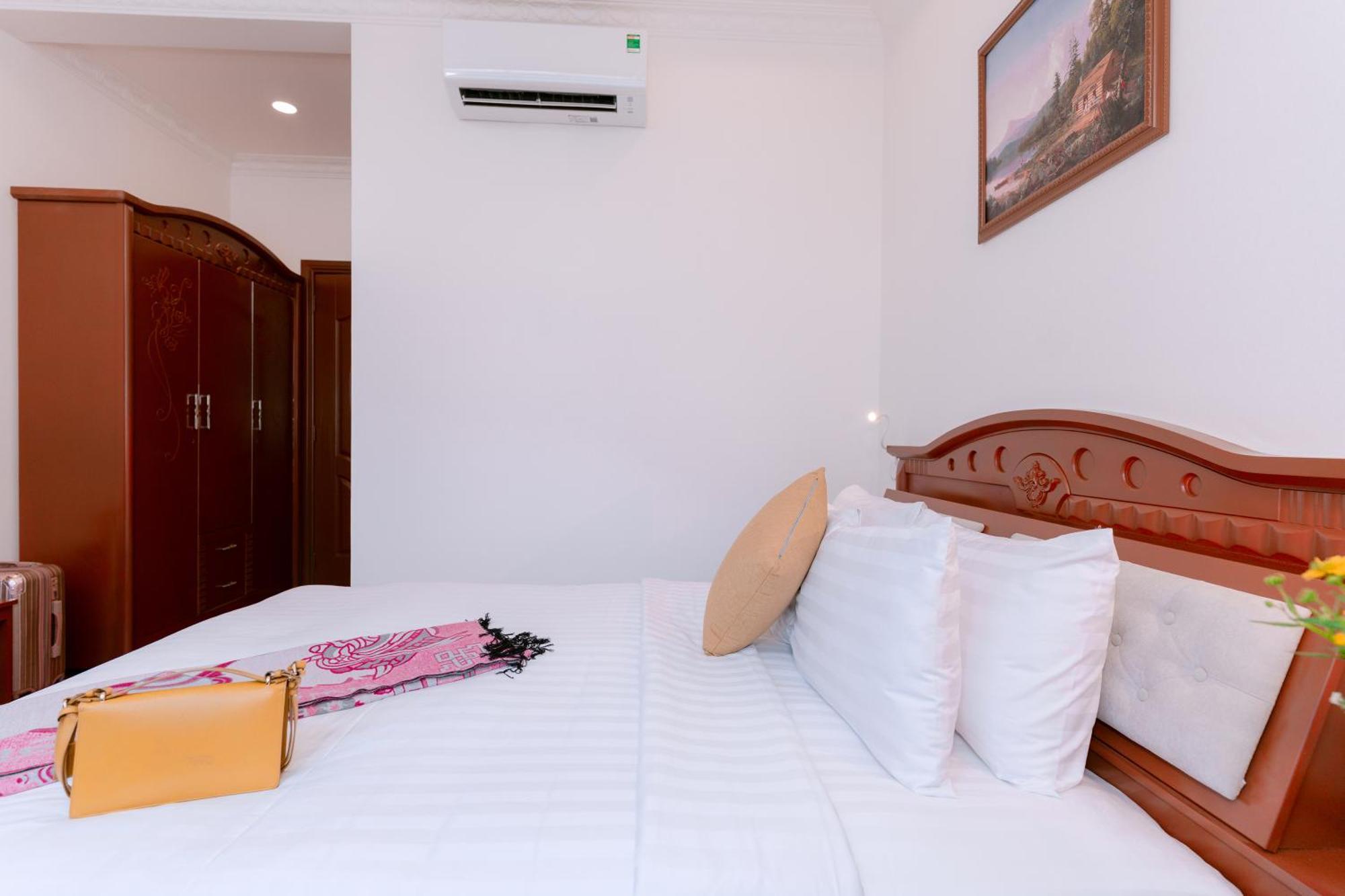 Hotel Dahlialand Saigon - Trung Tam Quan 1 Cho Ben Thanh 4*