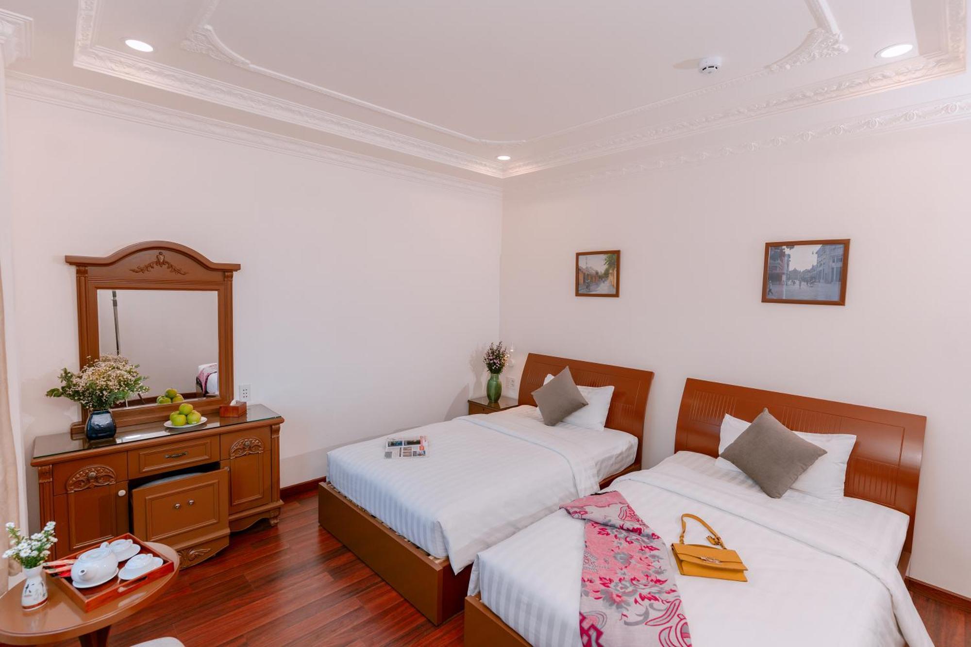 Hotel Dahlialand Saigon - Trung Tam Quan 1 Cho Ben Thanh 4*