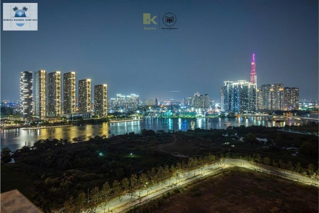 Metropole Residences Luxury Suite Apartment