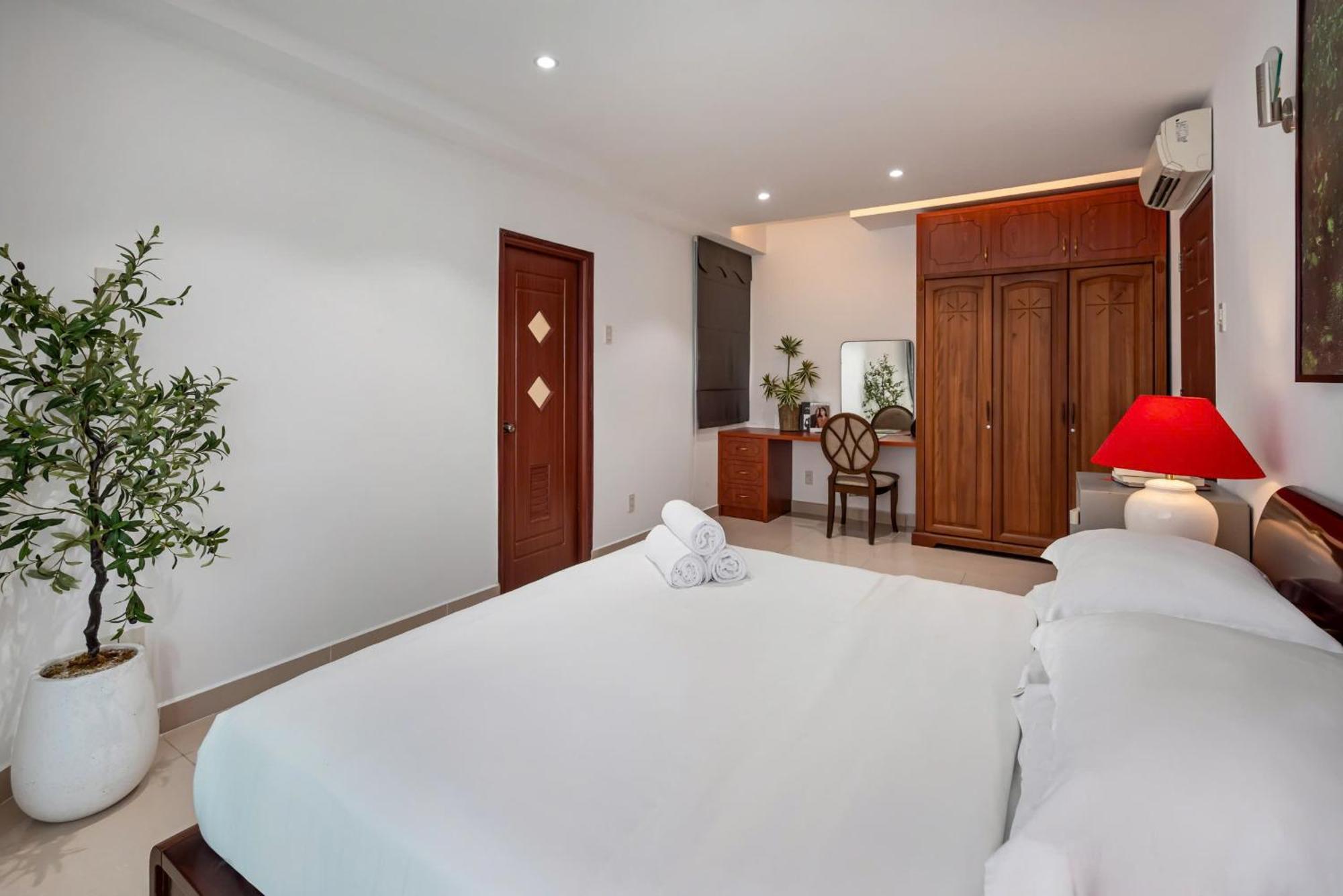 Otis Bui Vien Center Apartment *
