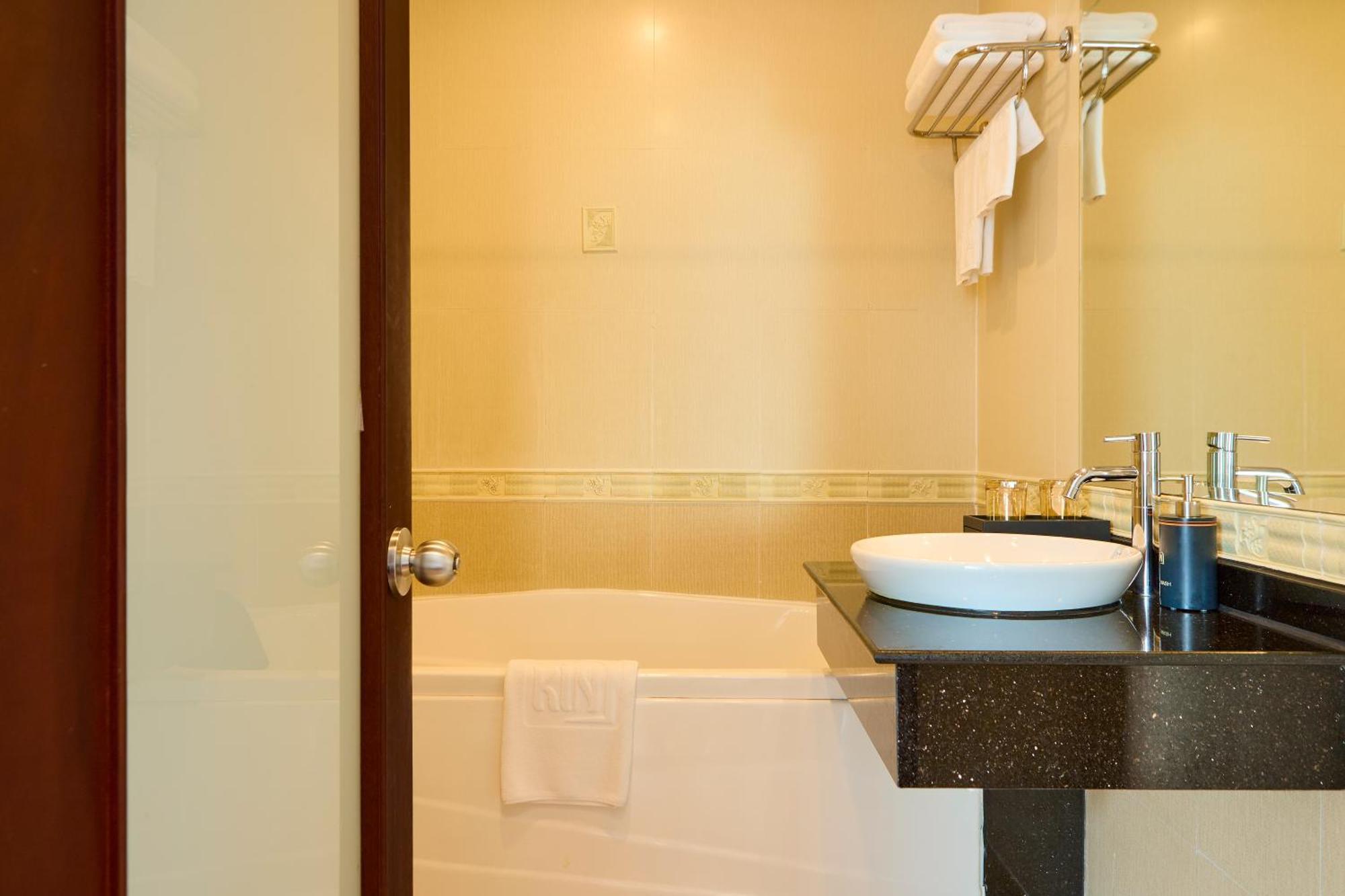 Kin Thi Sach Hotel Ho Chi Minh City