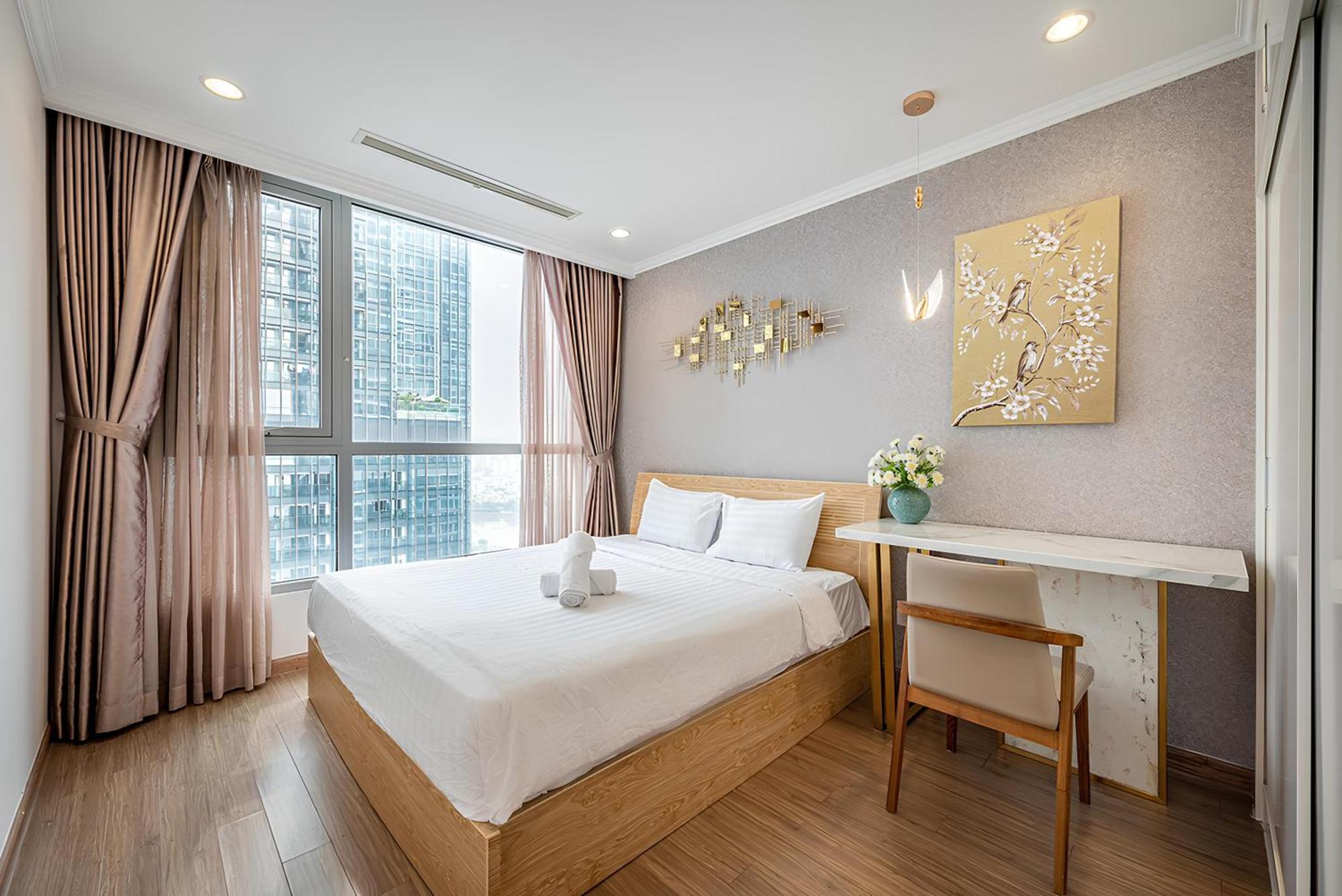 Landmark Premier Apartment
