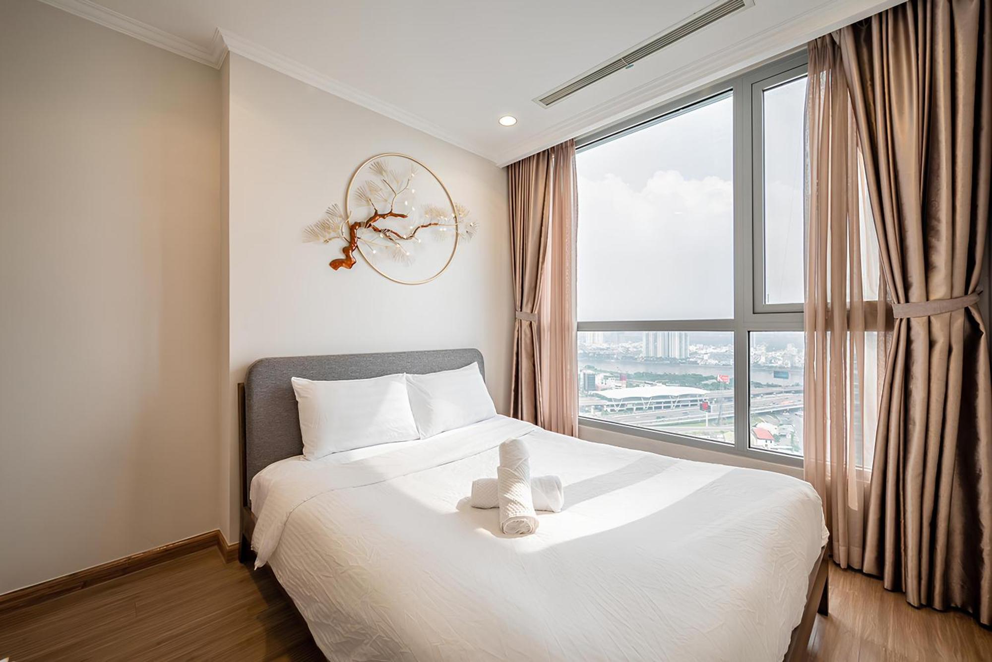 Landmark Premier Apartment