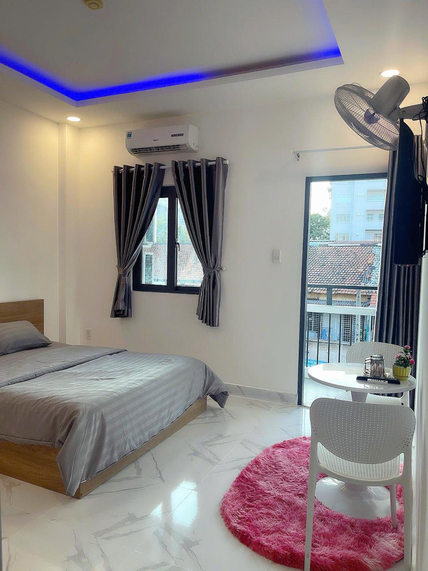 1br Near Bui Vien Balcony & Washer 25 *