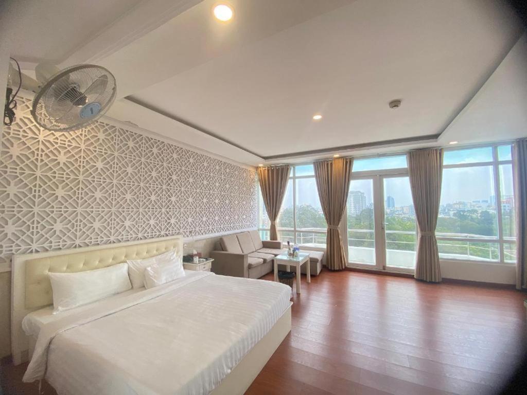 A25 - 251 Ba Trung Hcm Hotel 2*