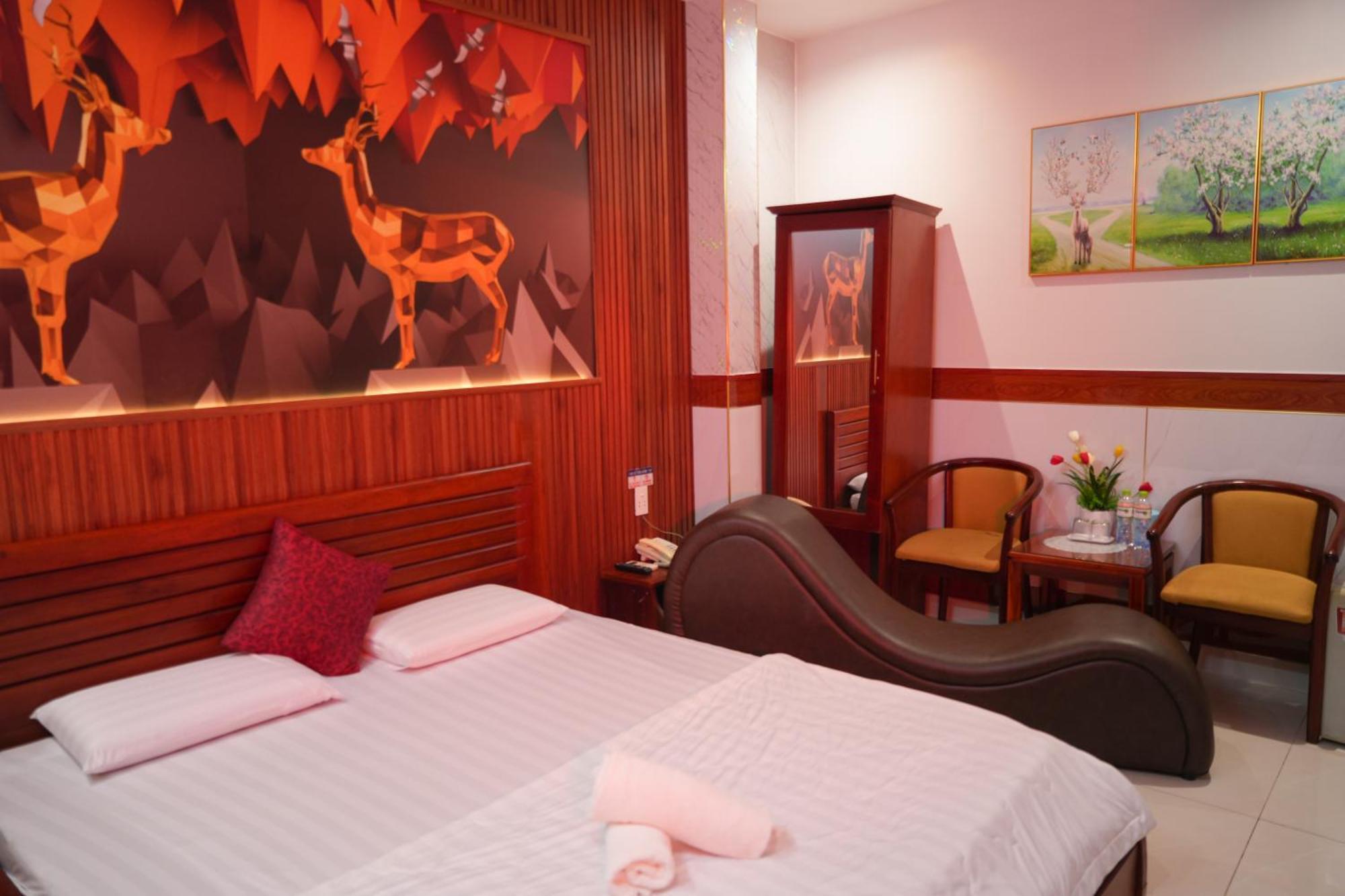 Khach San Khanh Vy Hotel *