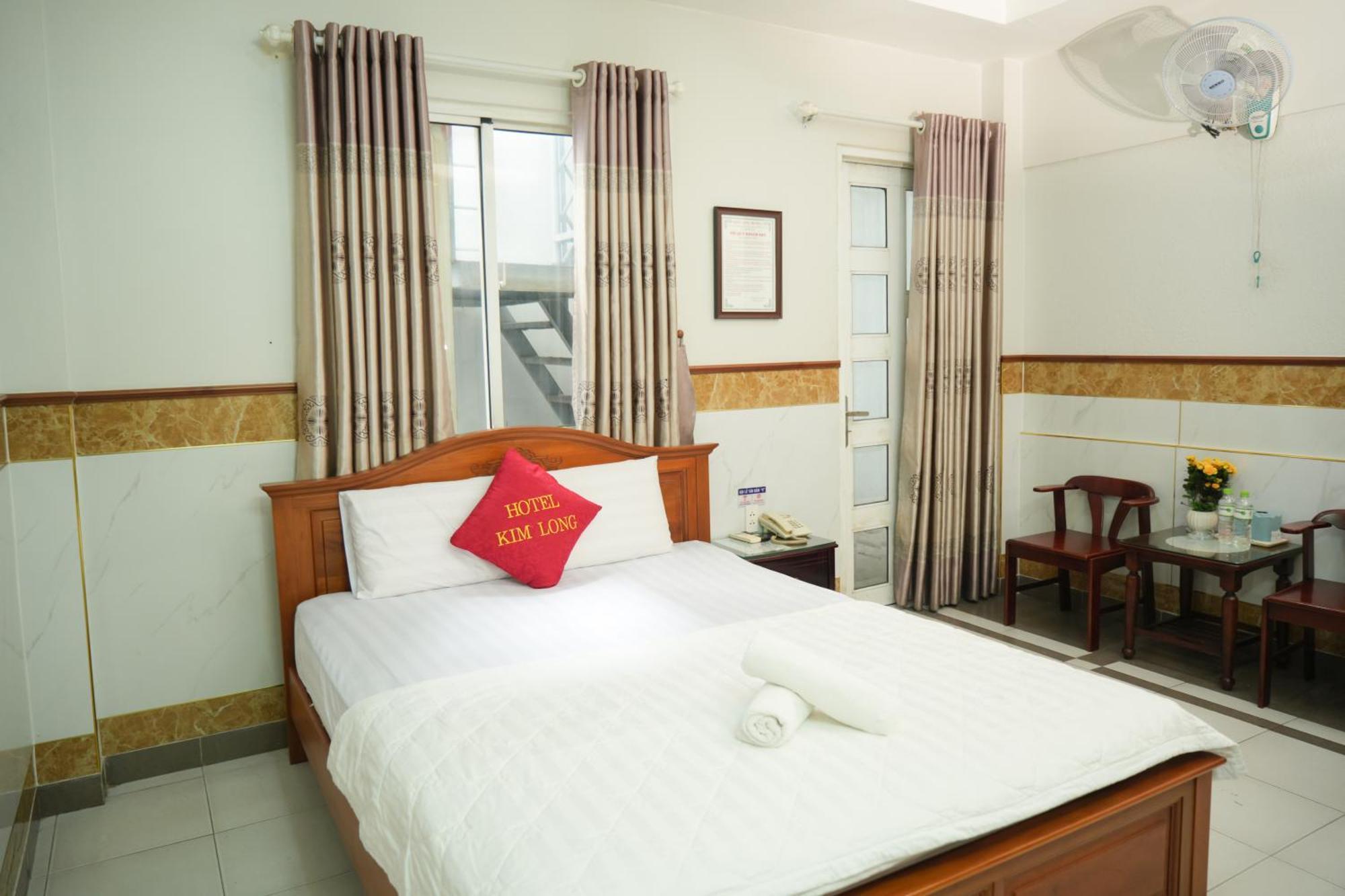 Hotel Khach San Kim Long