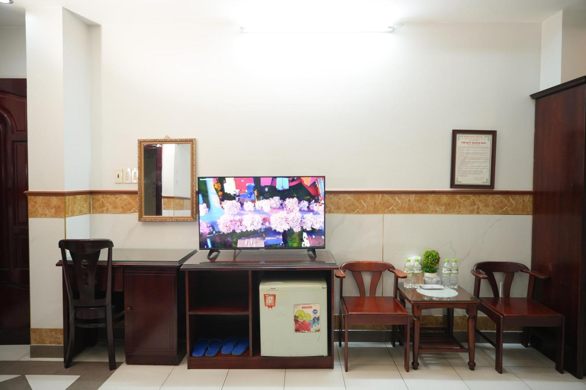 Khach San Kim Long * Ho Chi Minh City