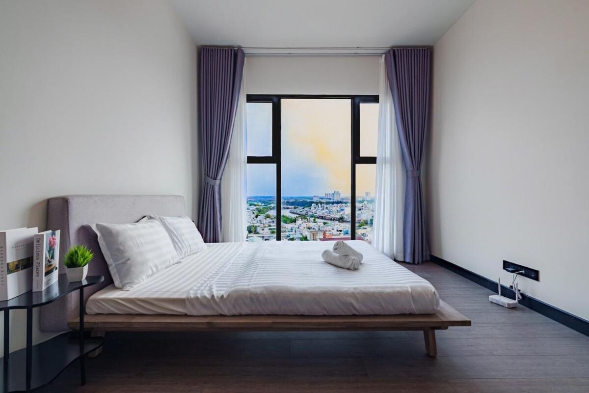 Minimal Luxury District 4 Căn hộ