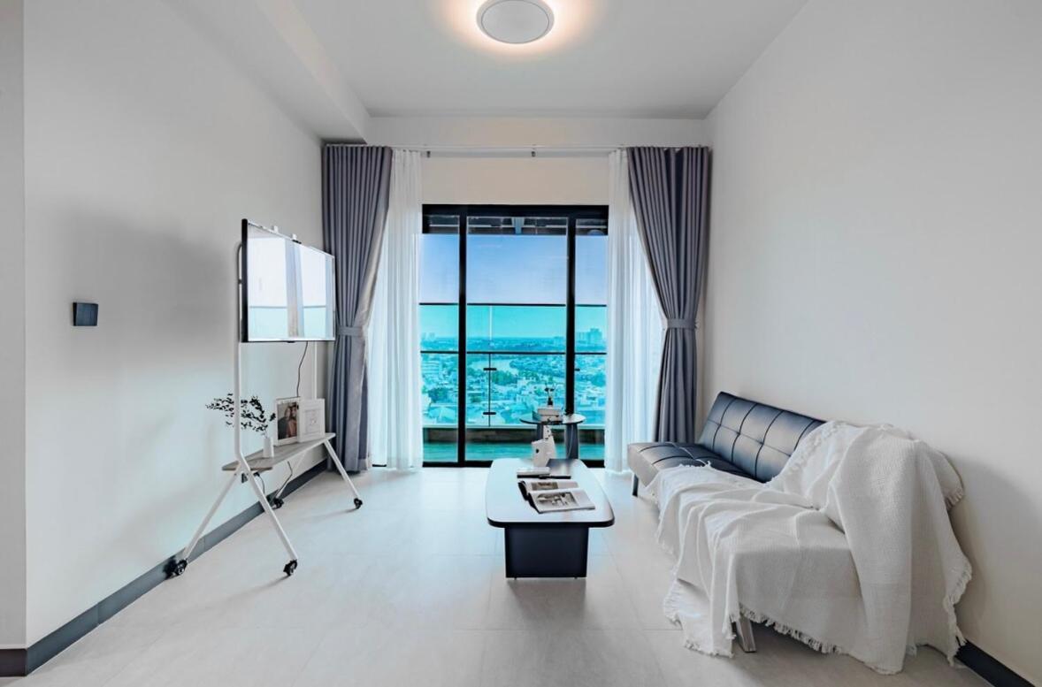 Minimal Luxury District 4 Căn hộ