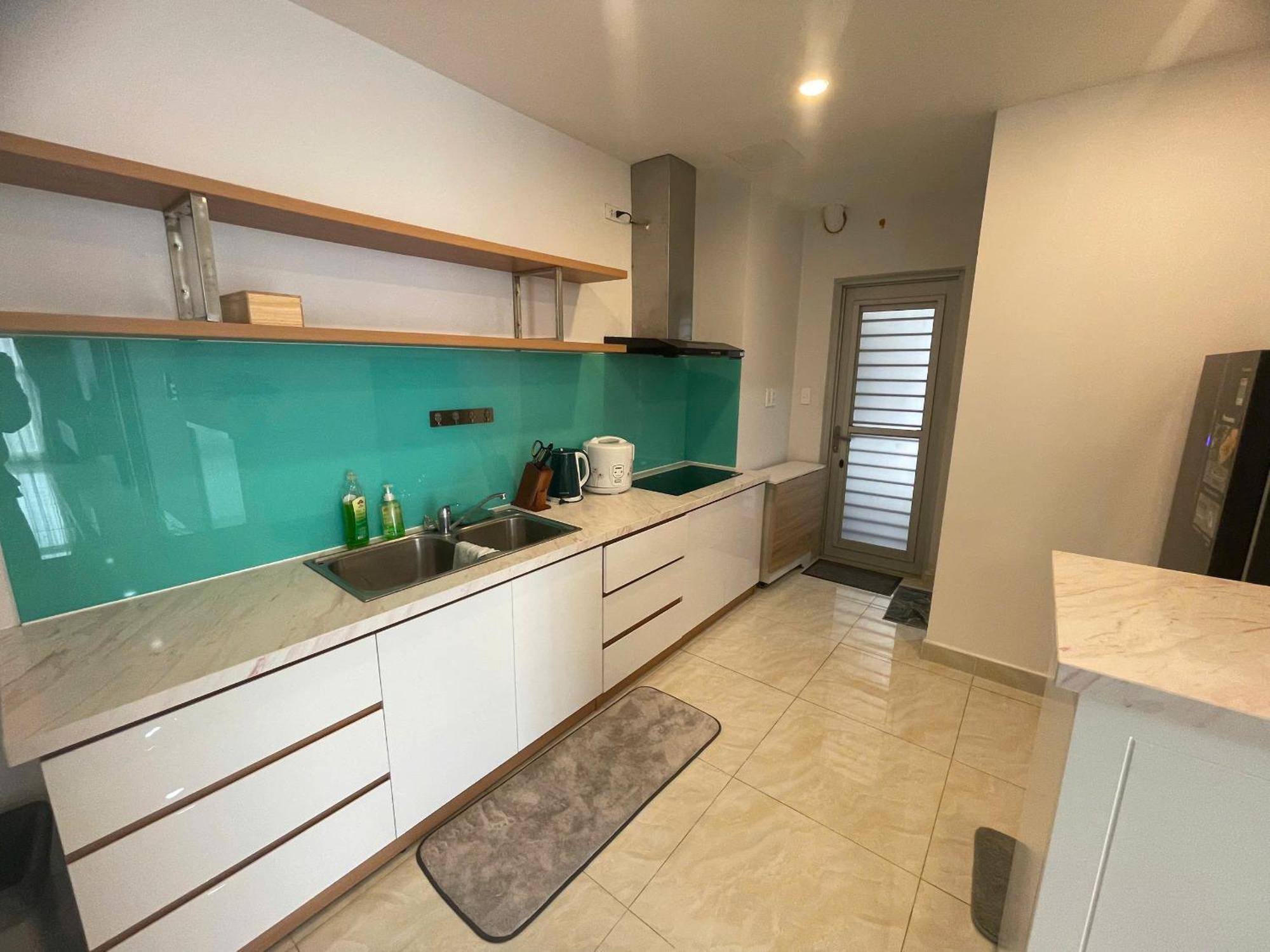 Luxury Near Secc *