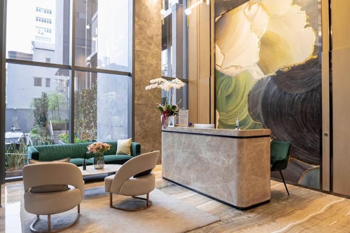 Apartment Luxury 2bd Rooftop Bar & Pool In Saigon Center *