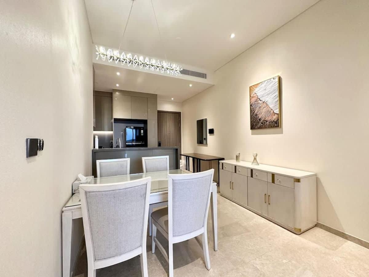 Luxury 2bd Rooftop Bar & Pool In Saigon Center Apartment Ho Chi Minh City