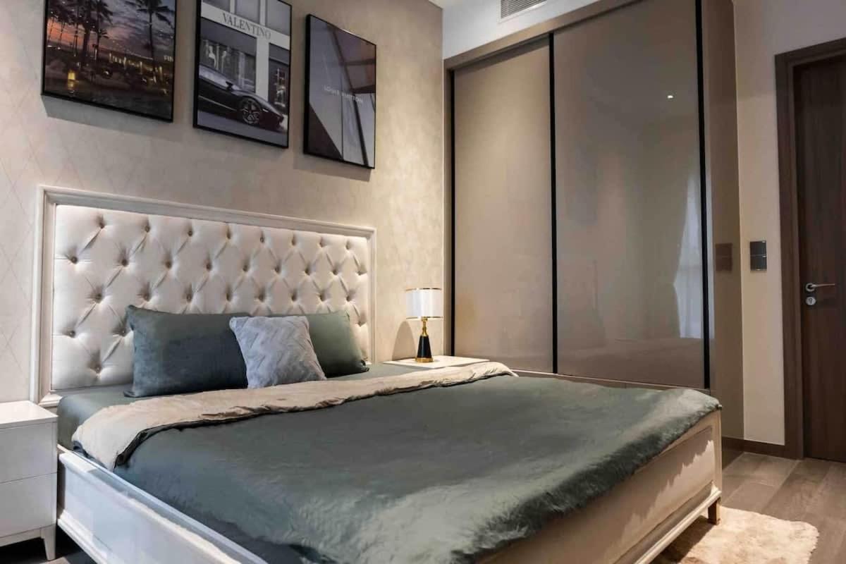 Luxury 2bd Rooftop Bar & Pool In Saigon Center * Ho Chi Minh City