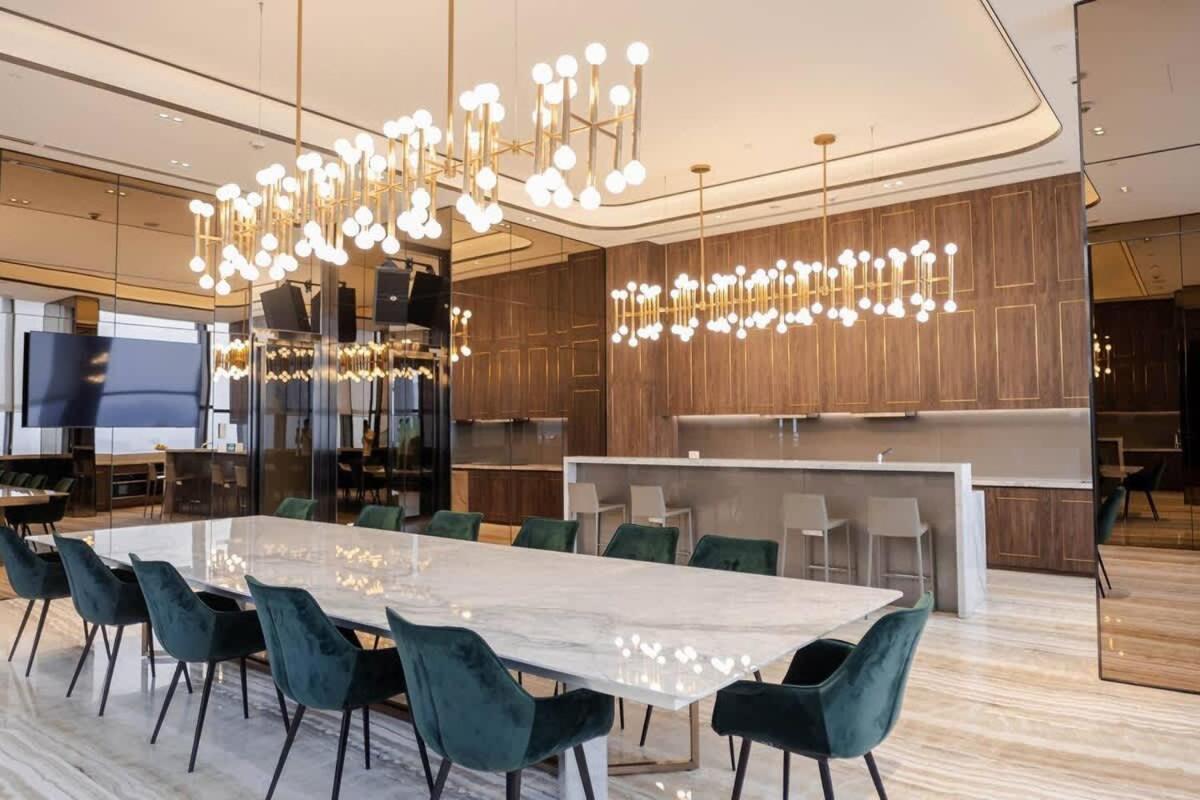 Luxury 2bd Rooftop Bar & Pool In Saigon Center Apartment Ho Chi Minh City