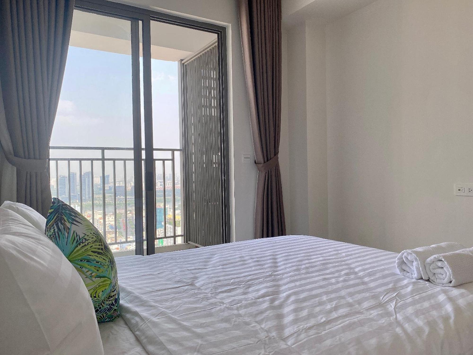 Ho River Gate 2pn 2wc Gan Mrt Sai Gon Apartment Ho Chi Minh City