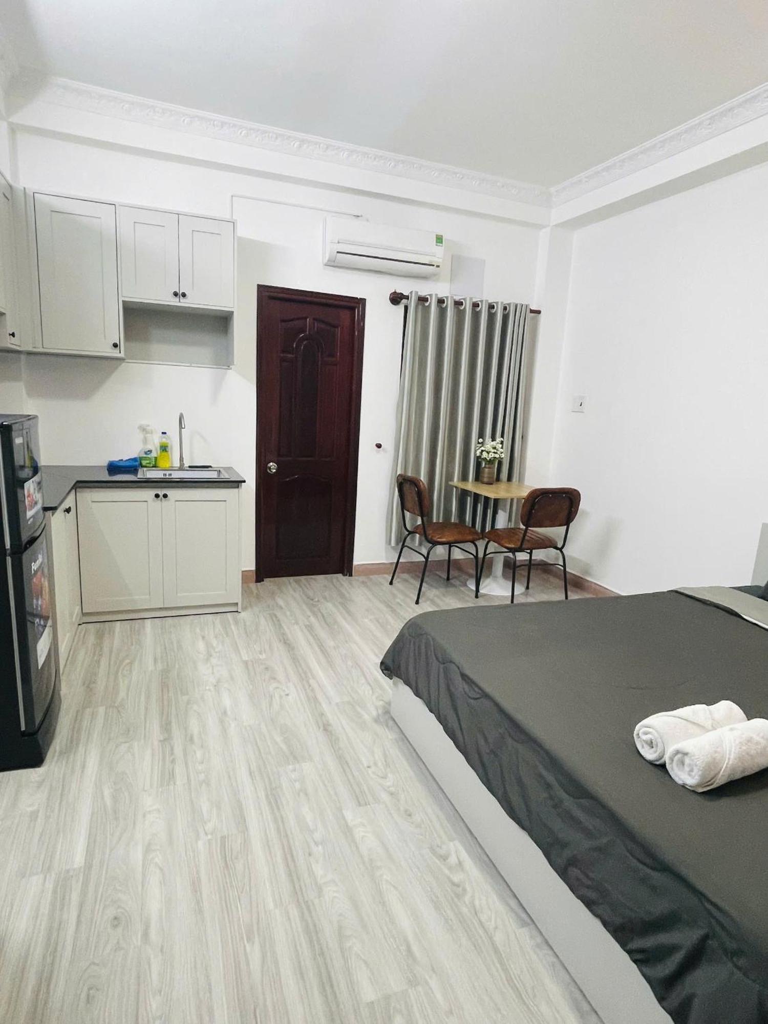 Night Owl - Thu Khoa Huan Guest house *