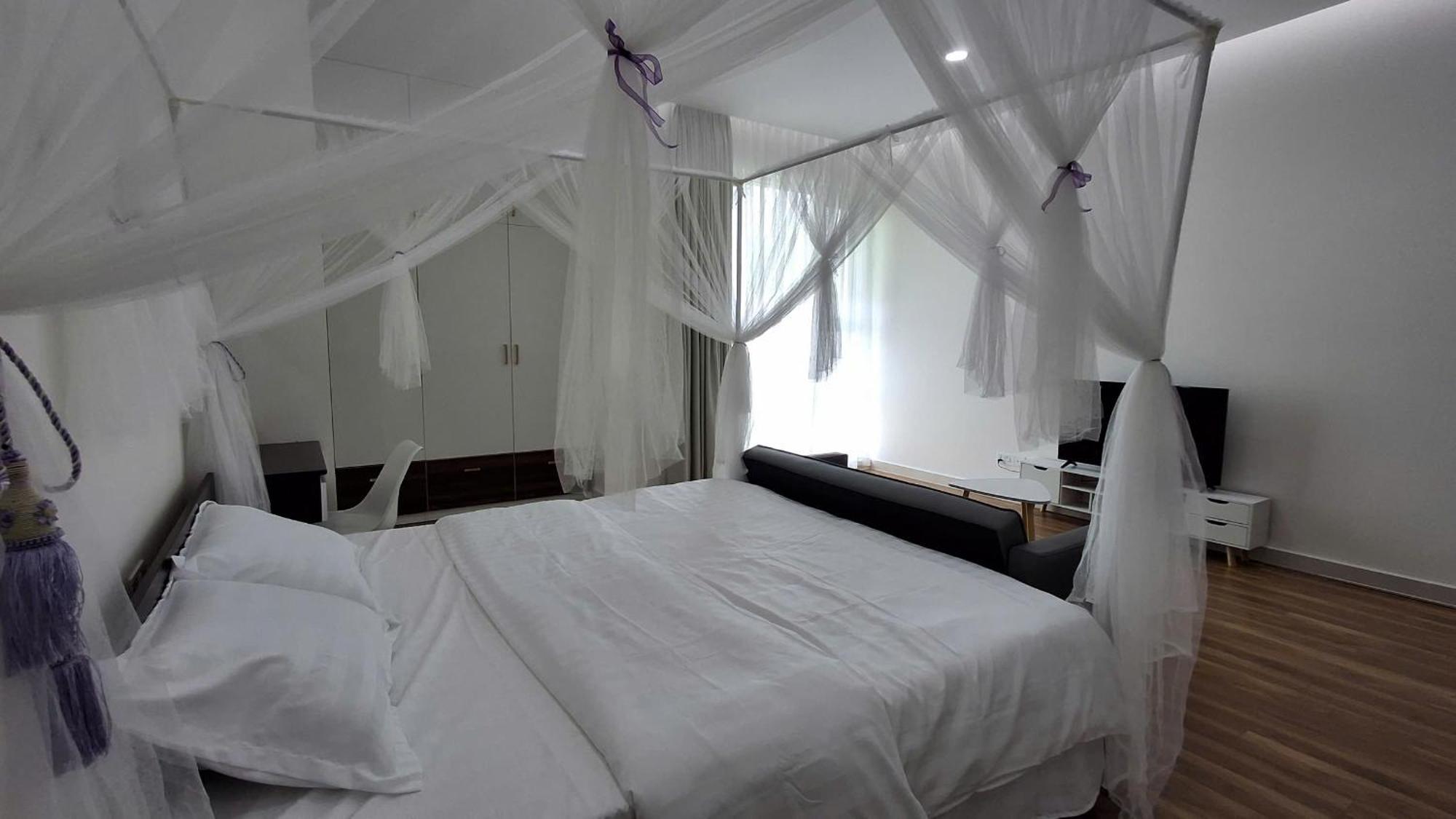 Ho Phong - O Ho Chi Minh City