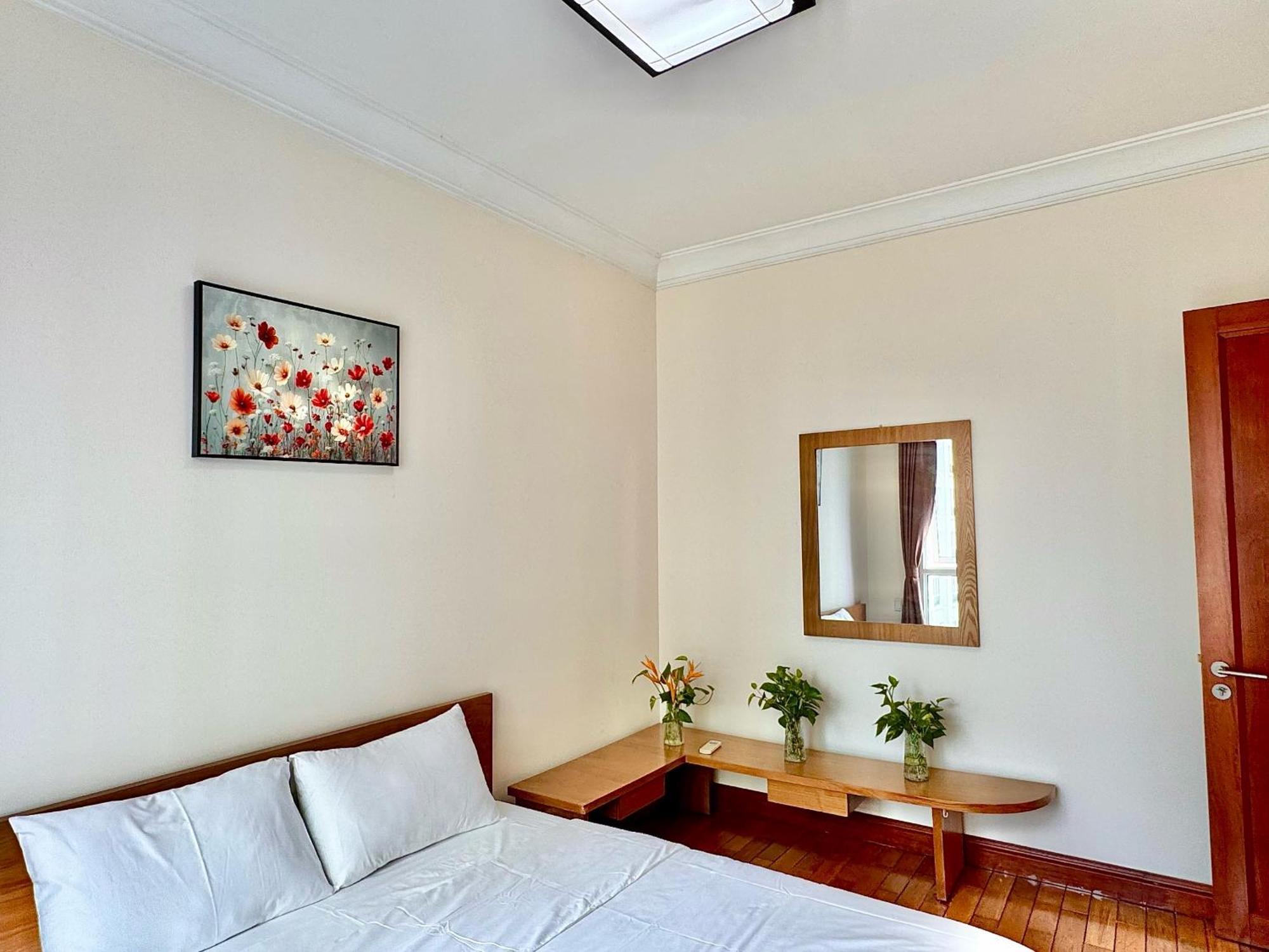 The Manor 1 Bedroom 64sqm Apt, Good Location, Free Rooftop Pool Apartment *