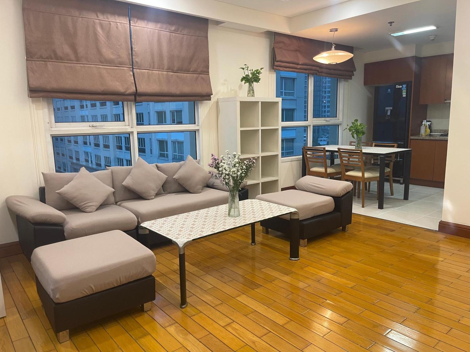 The Manor 1 Bedroom 64sqm Apt, Good Location, Free Rooftop Pool Apartment
