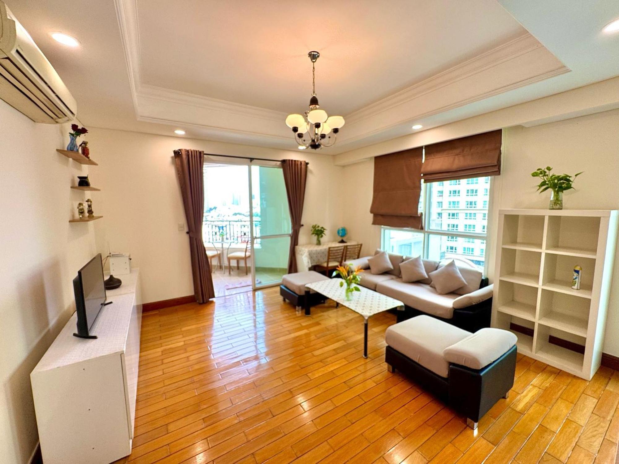 The Manor 1 Bedroom 64sqm Apt, Good Location, Free Rooftop Pool