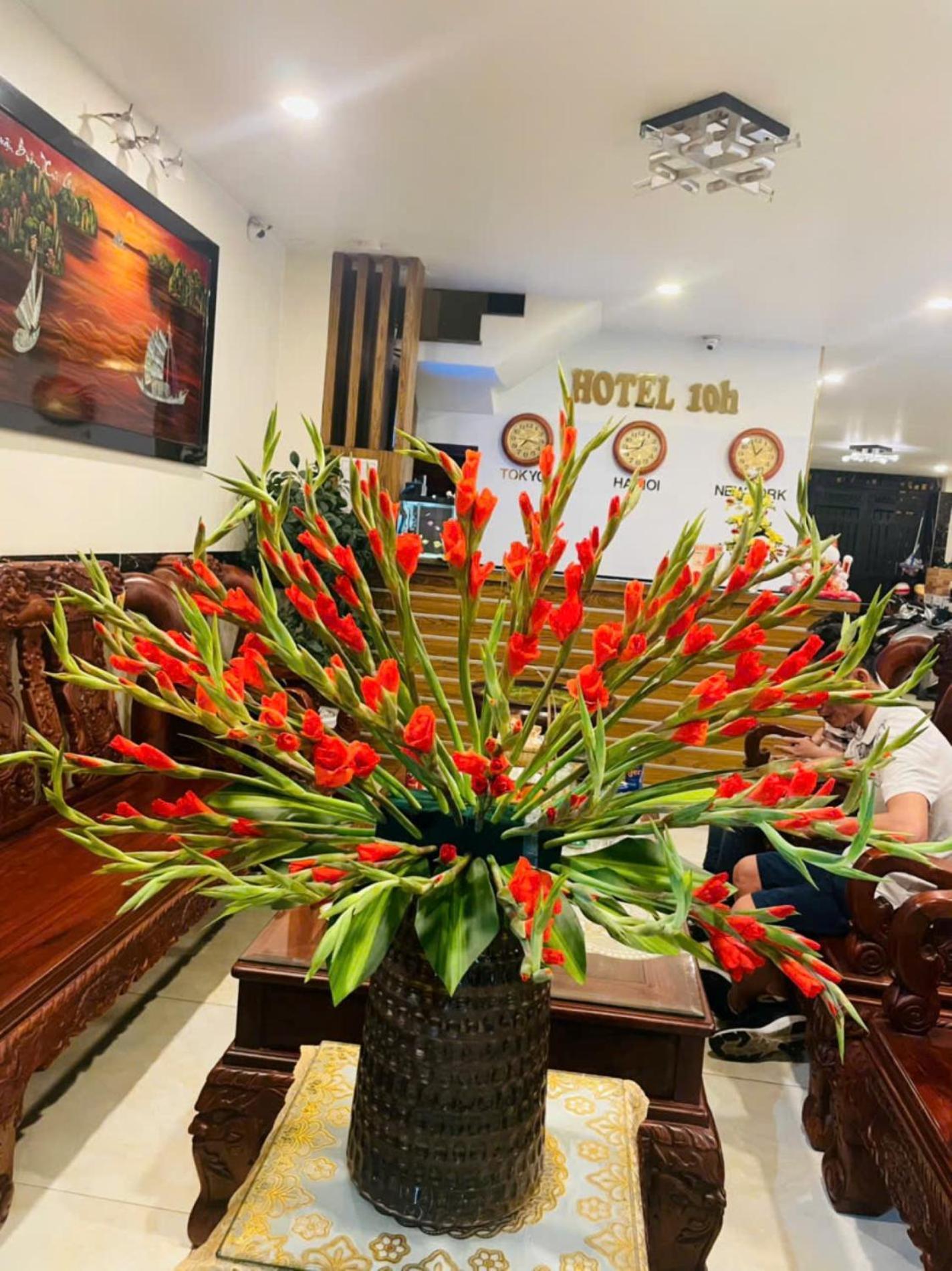 10H Hotel