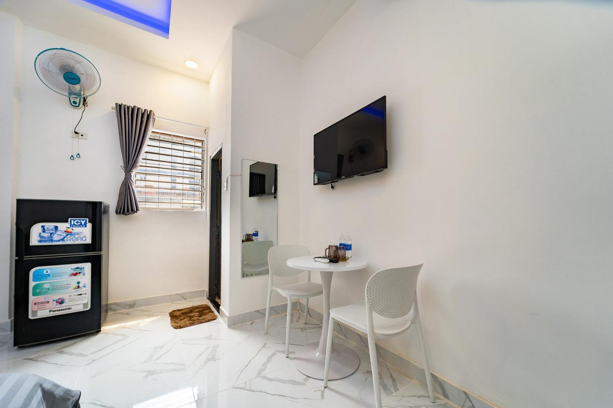 1br Near Bui Vien Balcony & Washer 25 *