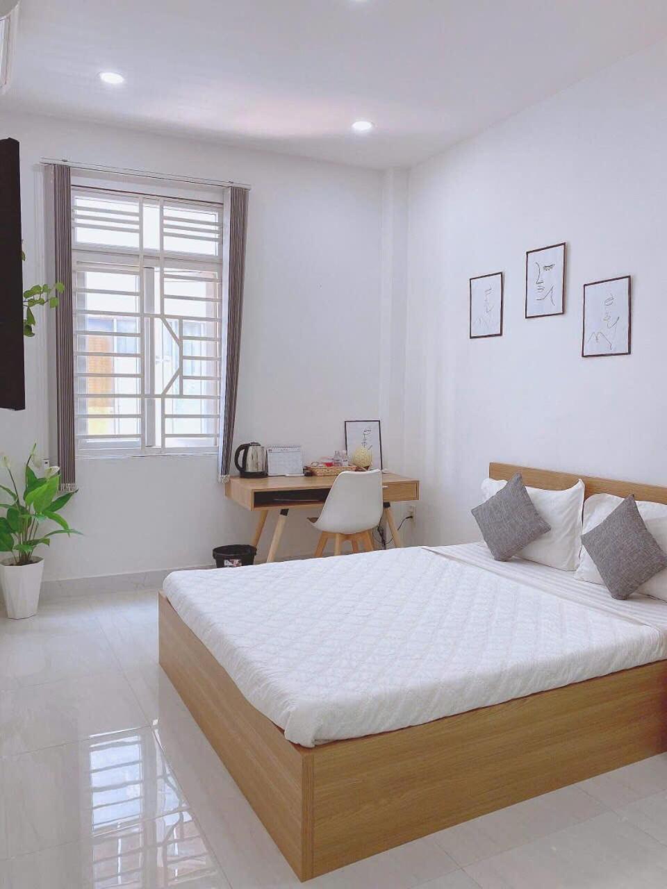 Rumah tetamu Hello Saigon 2*