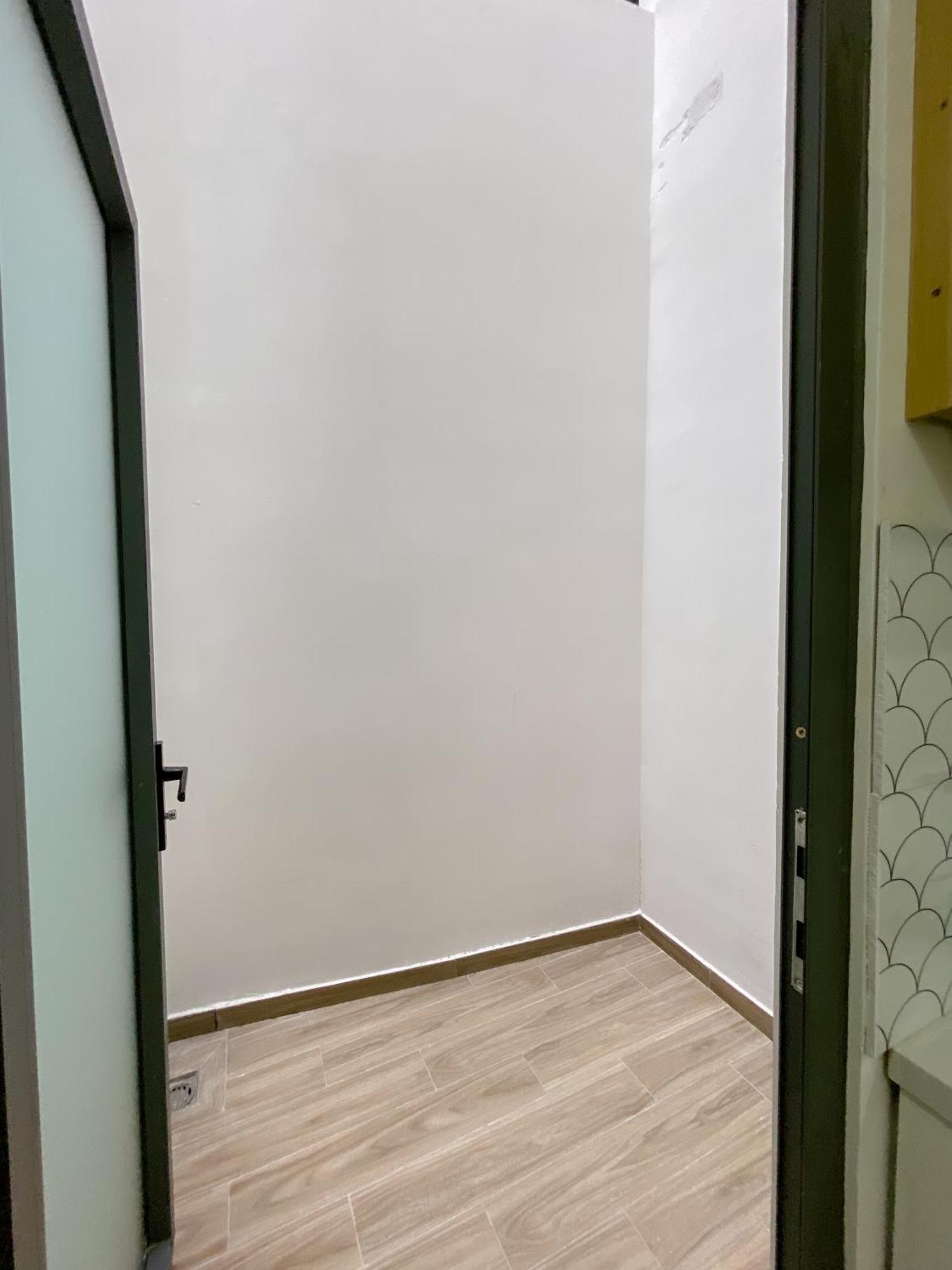 Khách sạn hẻo lánh Urbanest *