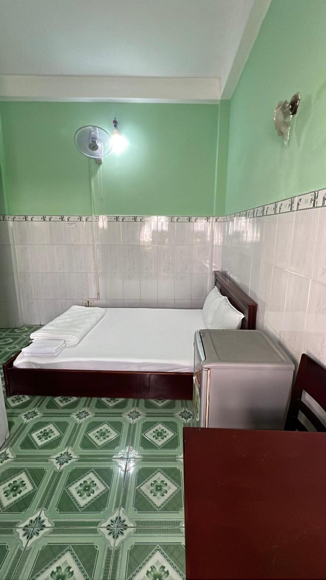Hotel Khach San Hoang Nhan *