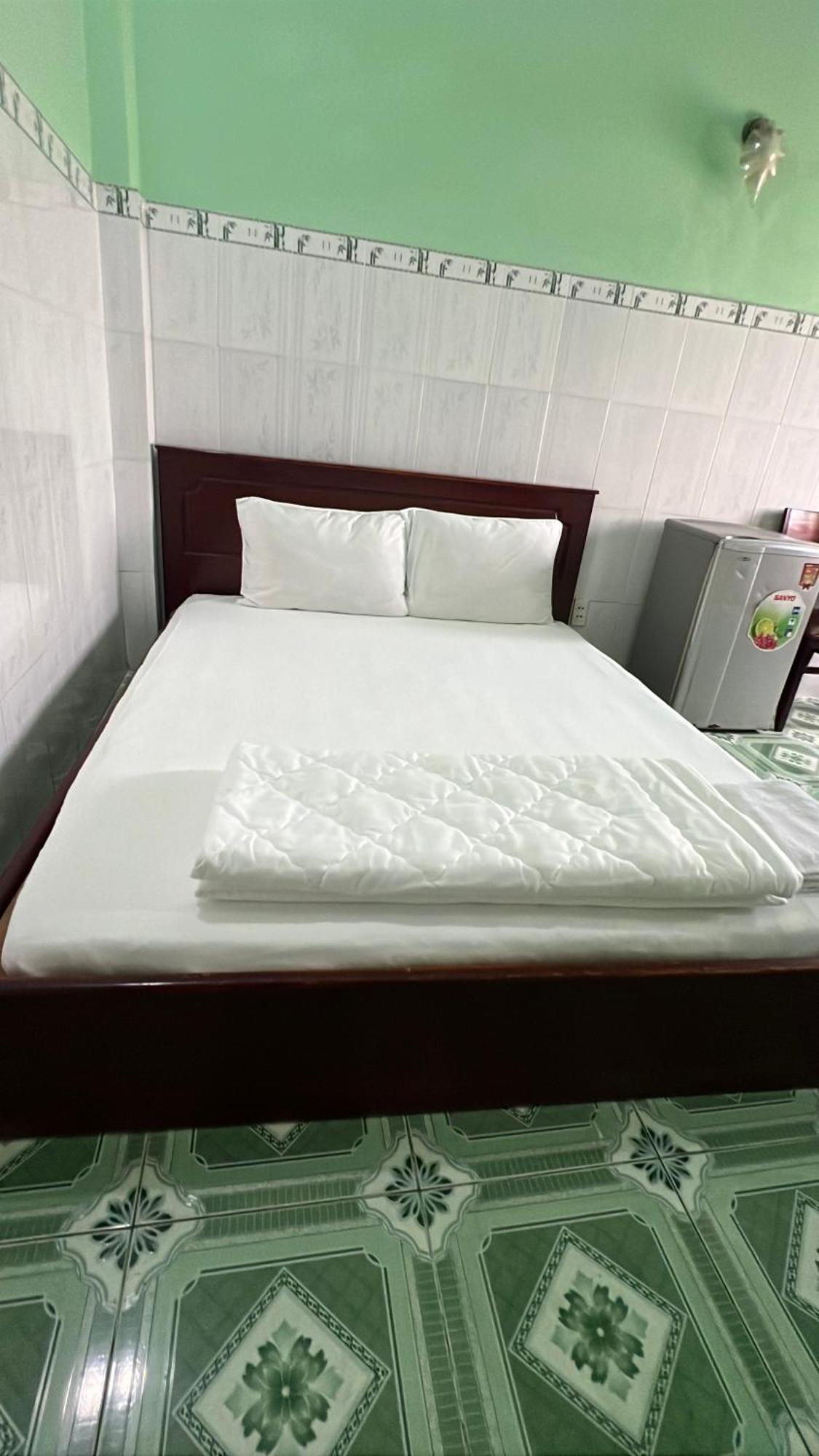Khach San Hoang Nhan Ho Chi Minh City