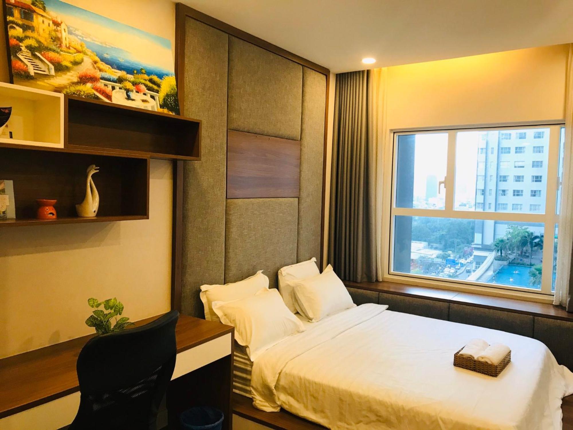 Sunrise - 5 Star * Ho Chi Minh City