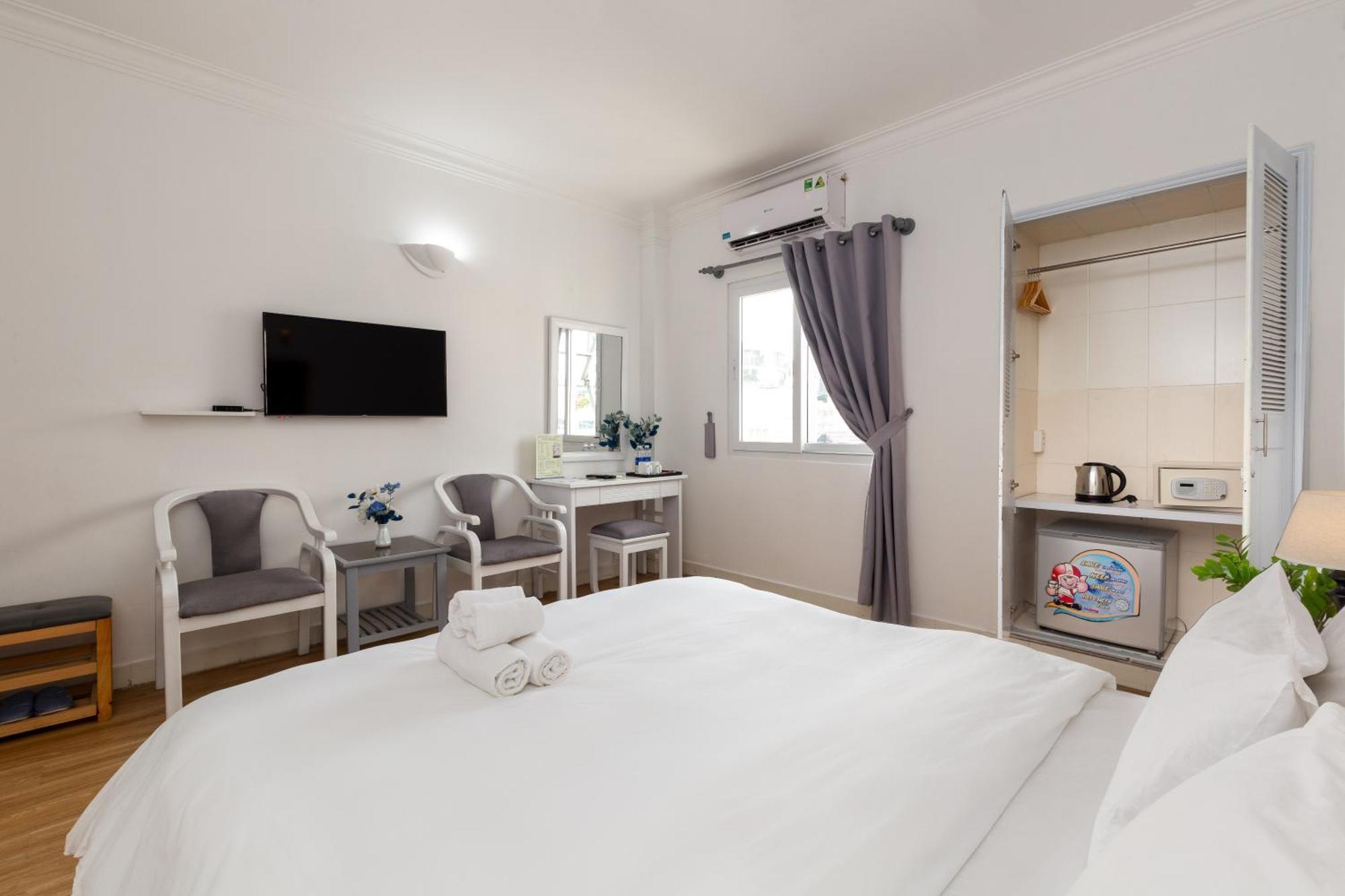 Premium Lumiere 3* Ho Chi Minh City