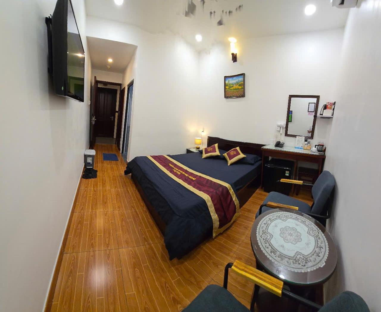 Hotel Ngoi Sao Phuong Nam *