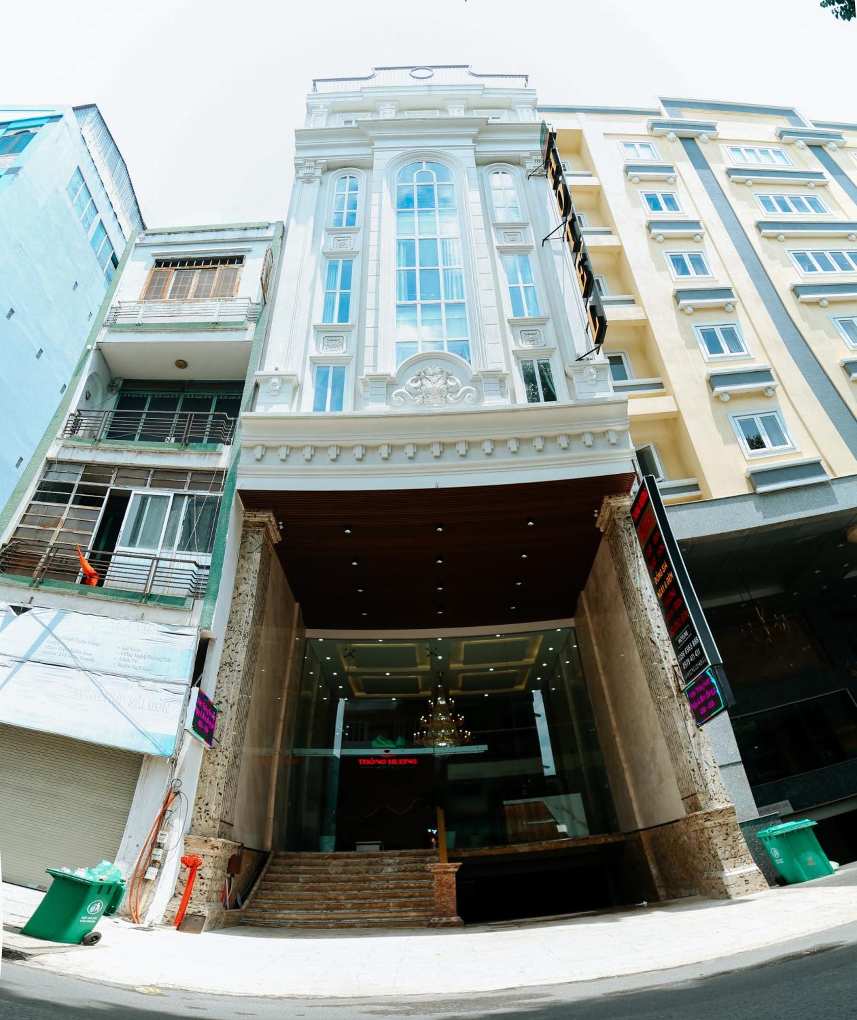 Khach San Thong Huong Khách sạn