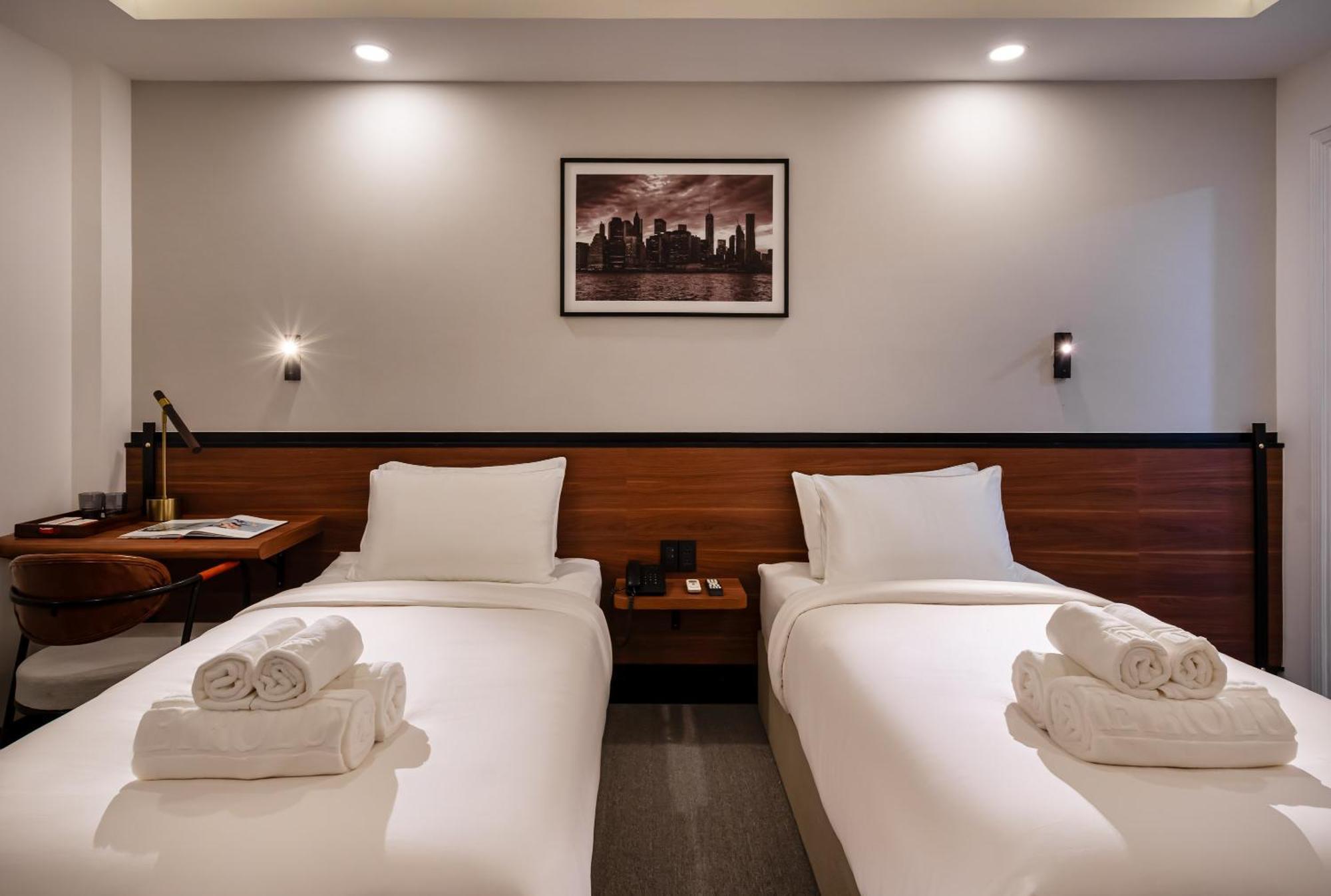 Hotel Metrolux Contemporary Ho Chi Minh City