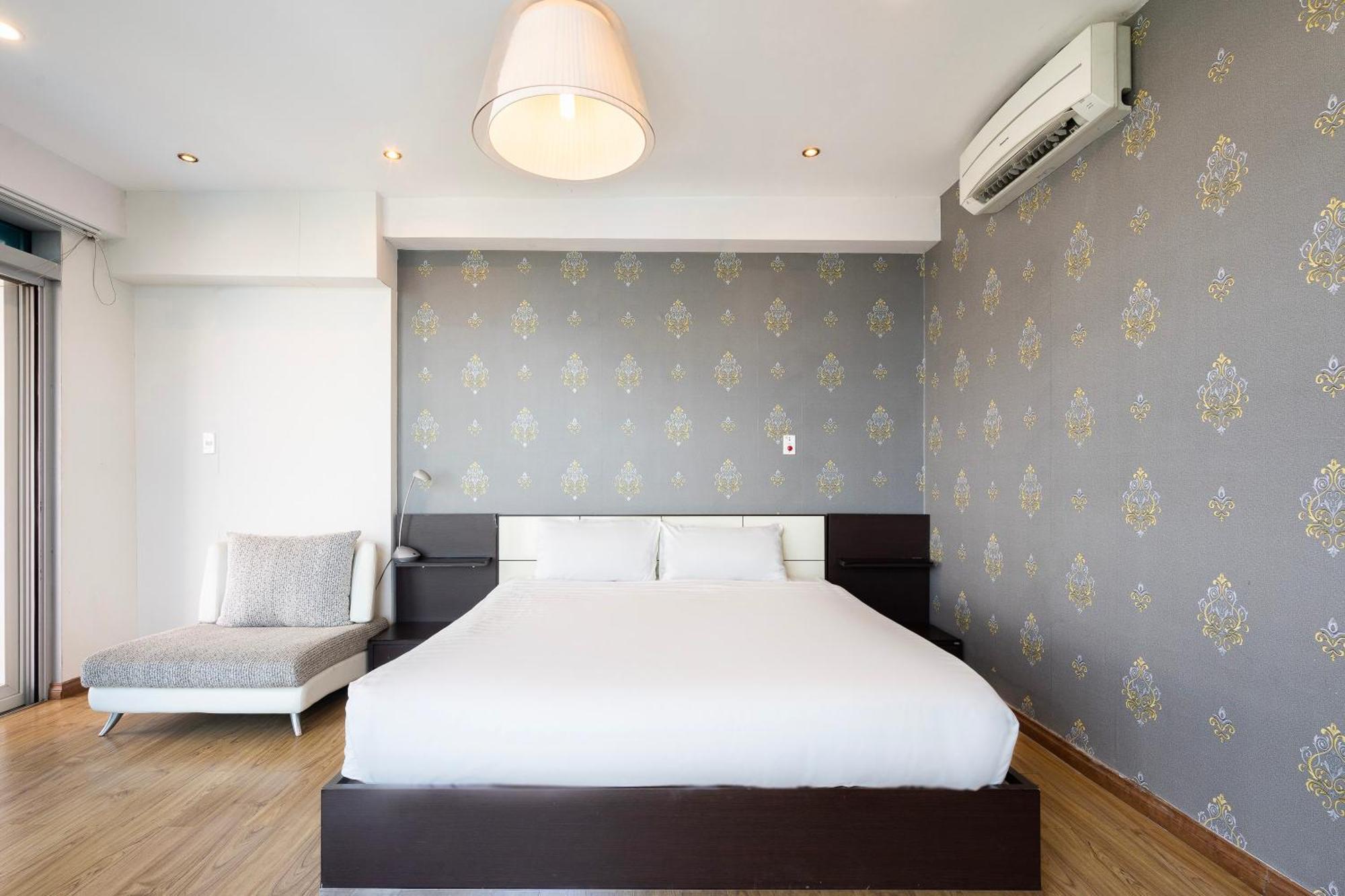 Hotel Justay Sailing Tower 5*