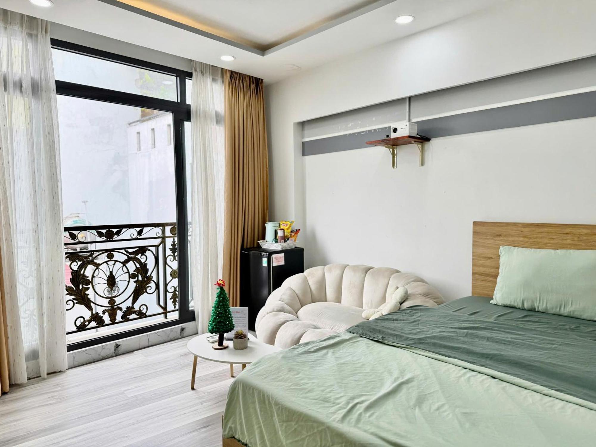 Four P Phu Nhuan 5*