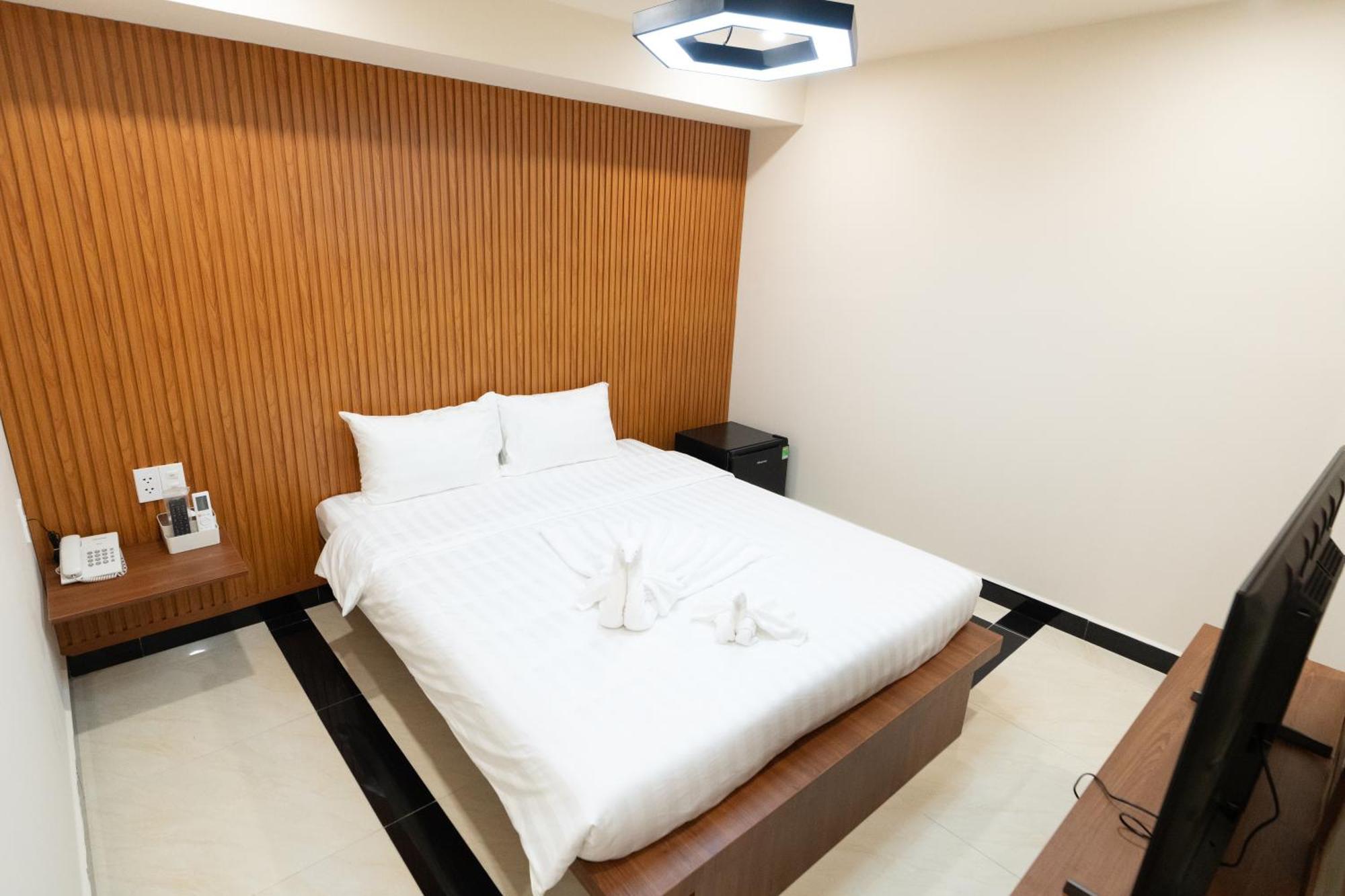 Ara Gem Hotel *