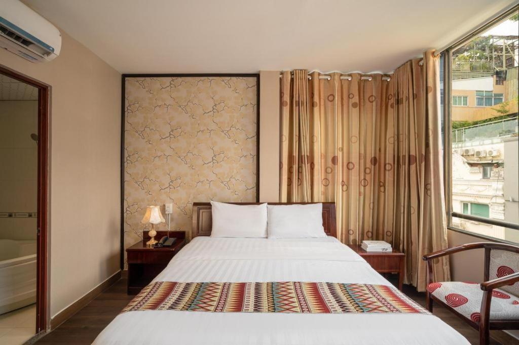 Daystar Ben Thanh Hotel 3*
