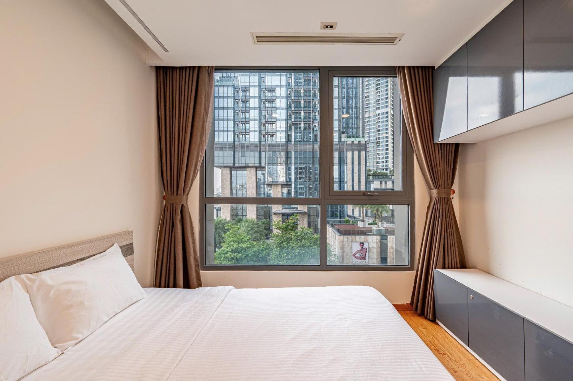 Apartment Landmark - Vinhomes Park *