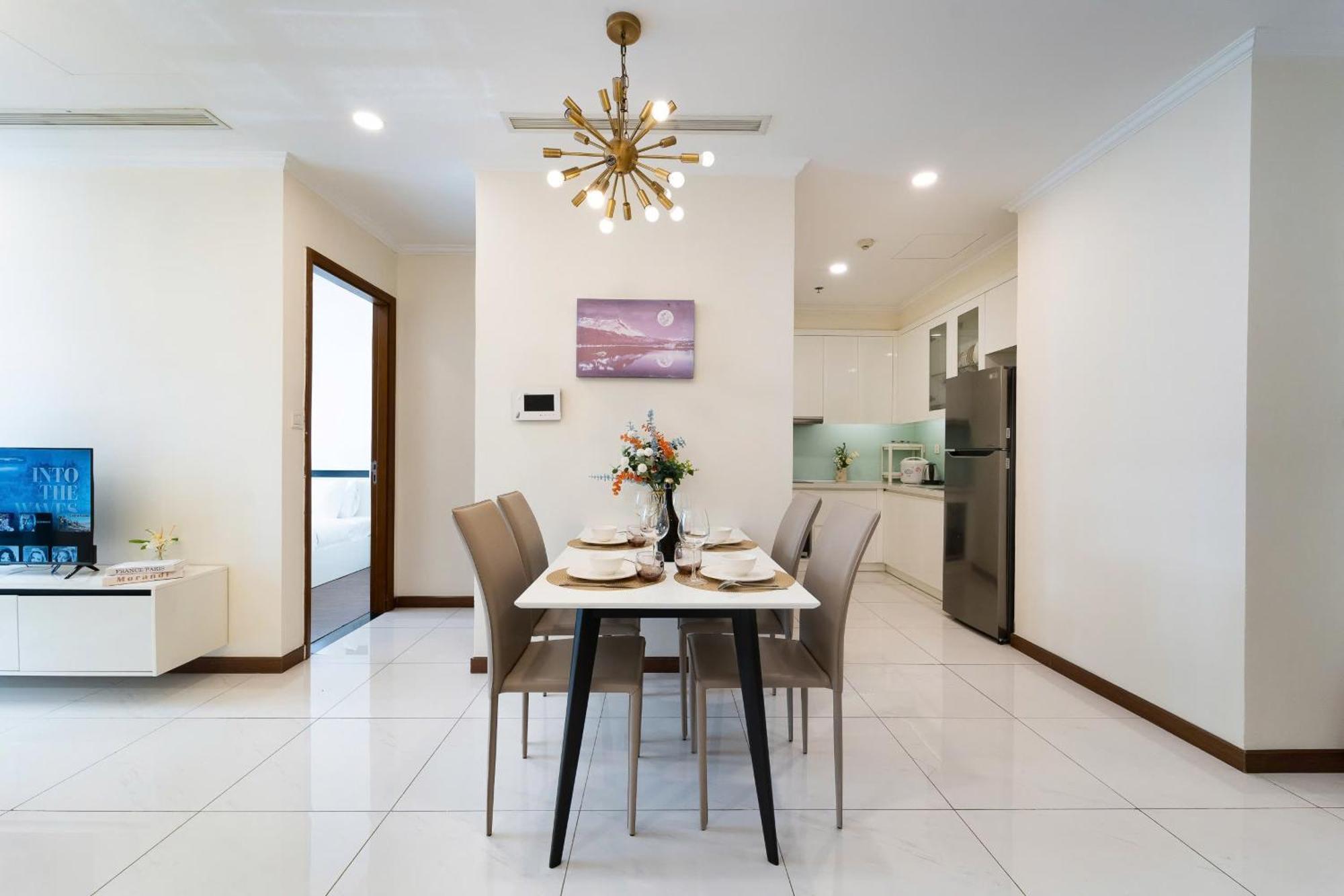 Landmark - Vinhomes Park Apartment *