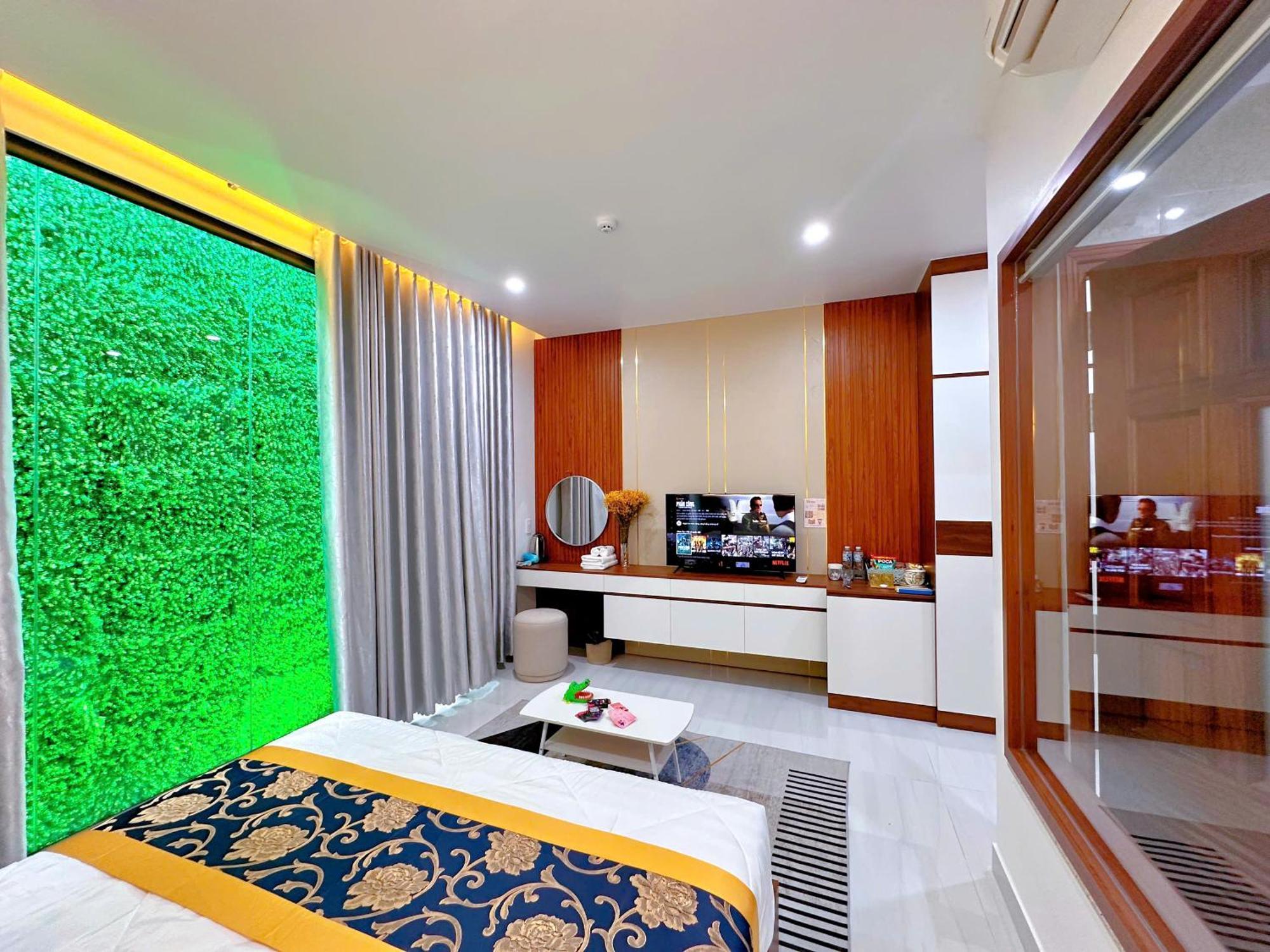 Khach San Thong Huong Khách sạn 3*