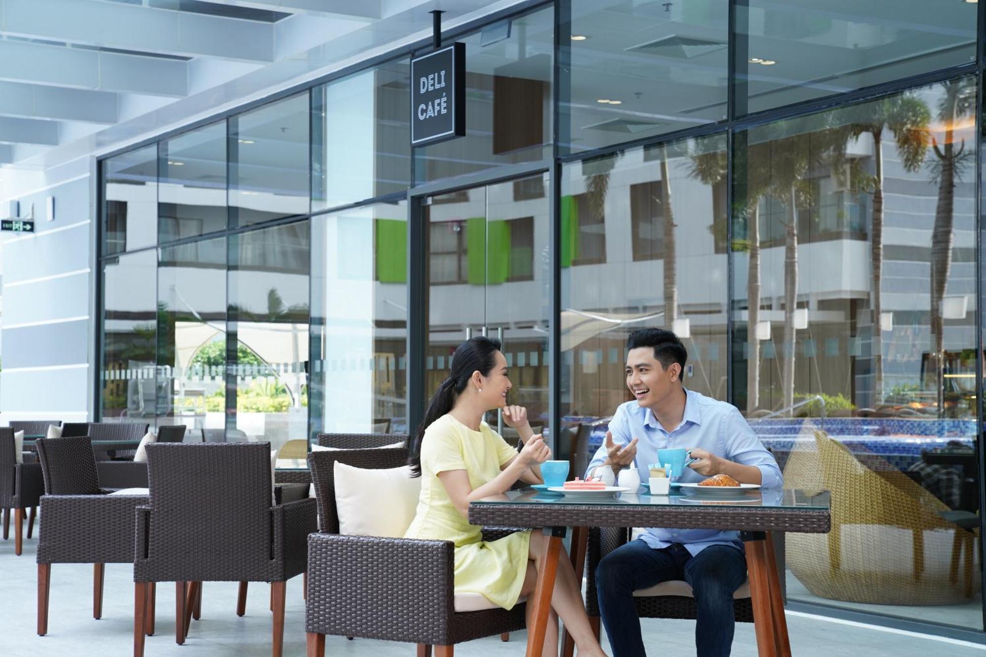 & Saigon Airport By Ihg Ho Chi Minh City