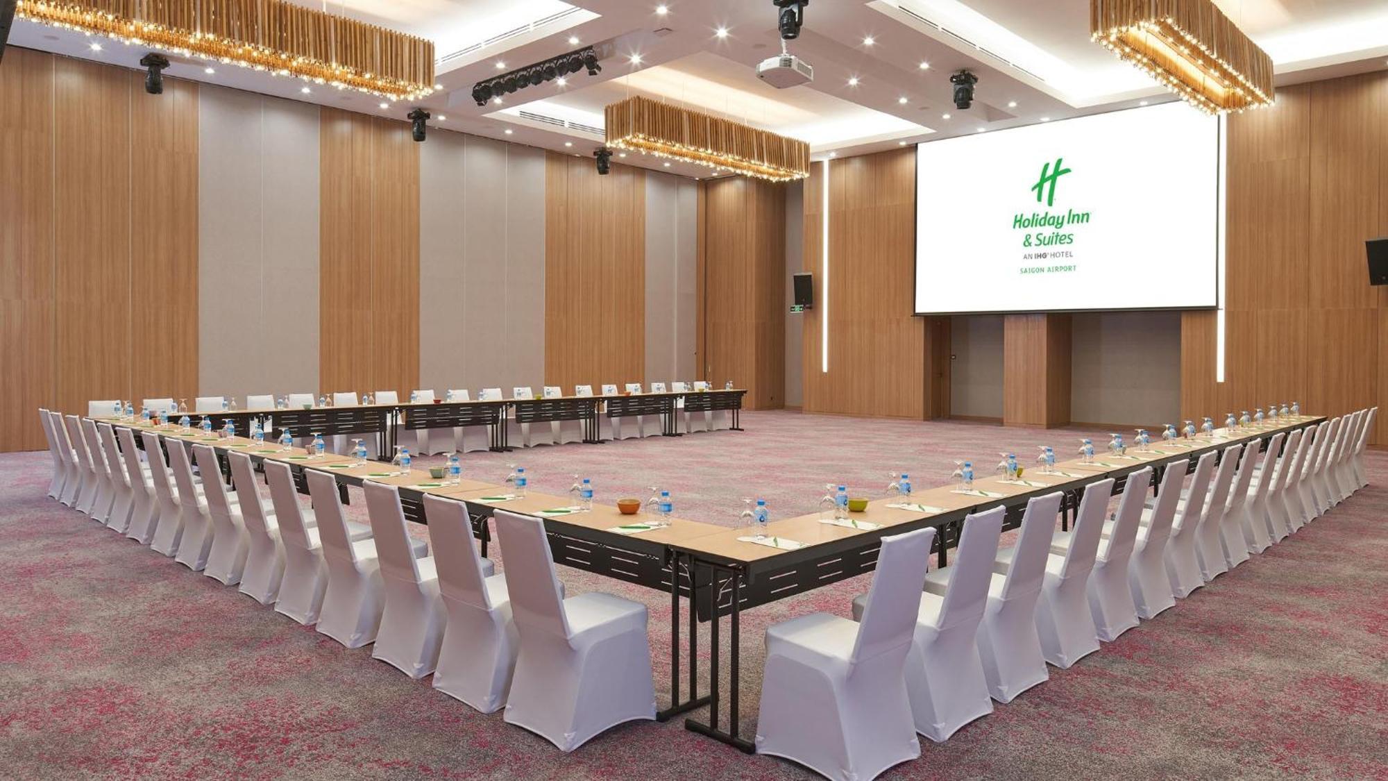 & Saigon Airport By Ihg 5* Ho Chi Minh City