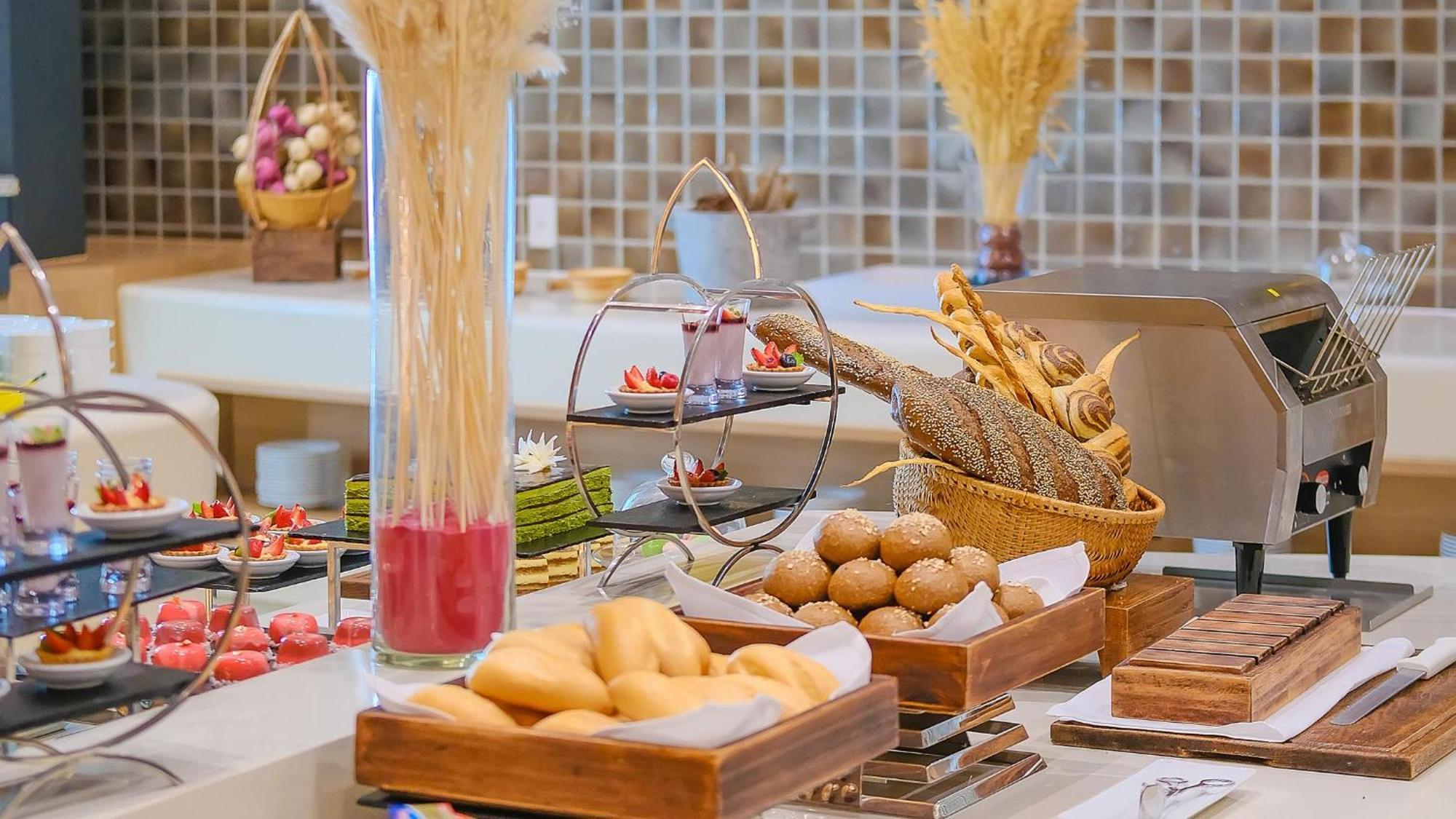 & Saigon Airport By Ihg Hotel Ho Chi Minh City